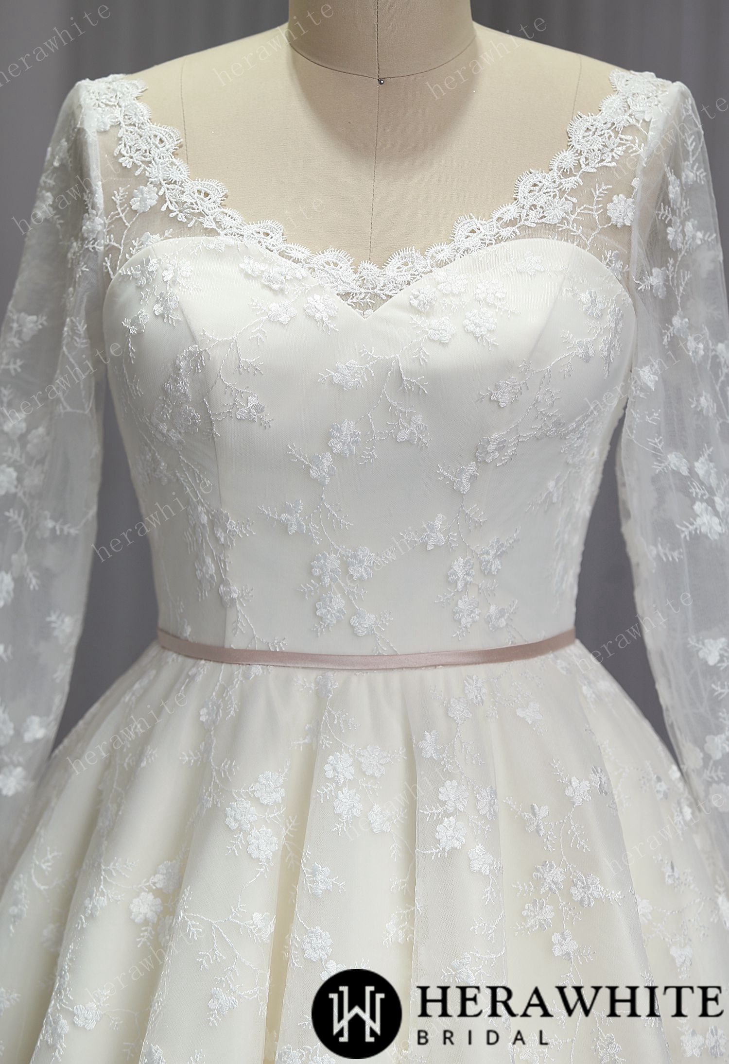 Vintage Lace Wedding Sheer Neckline With Sleeves Tea Length Garden Wedding Dress