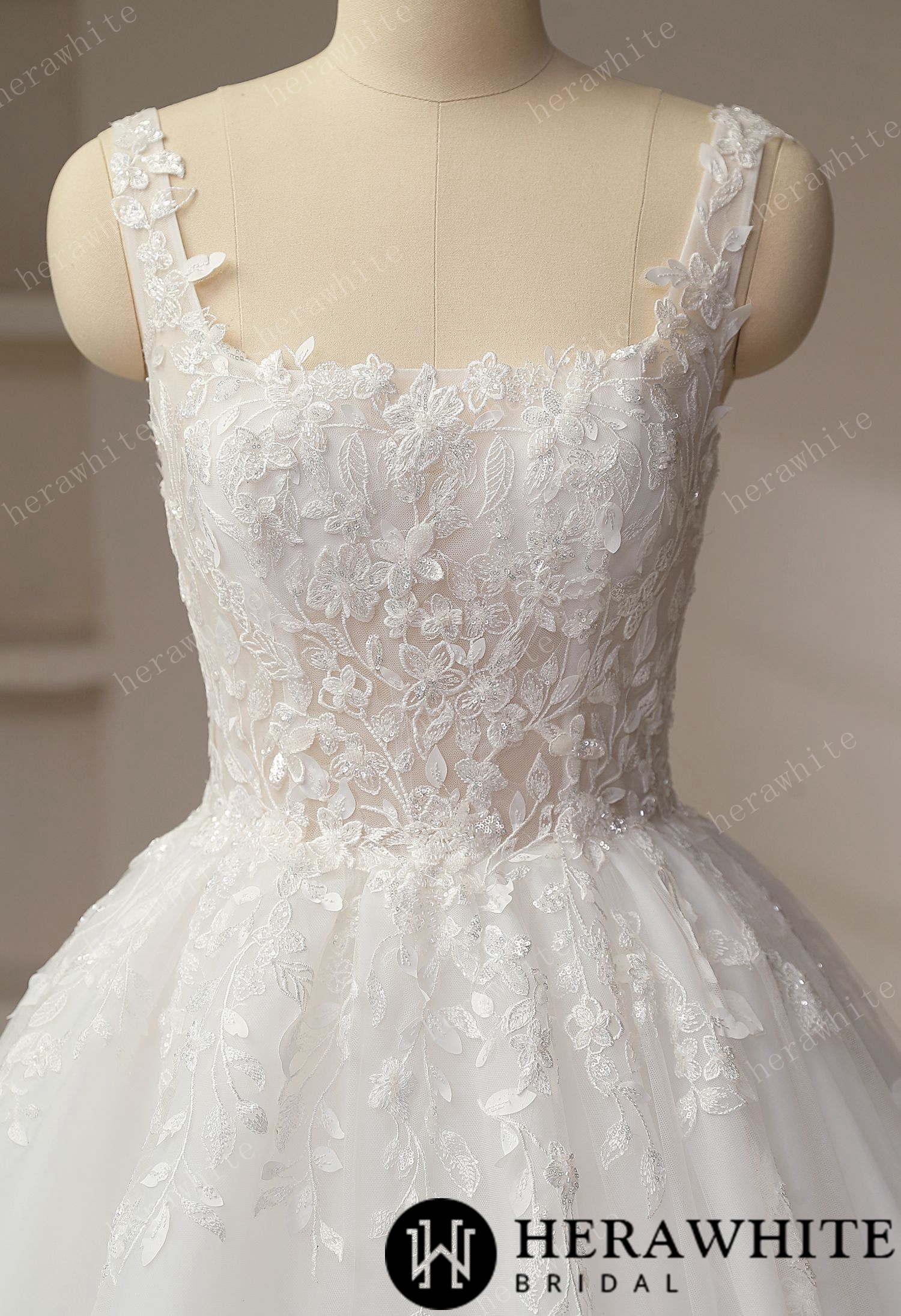 Romantic Square Collar Zipper Ball Gown Wedding Dresses
