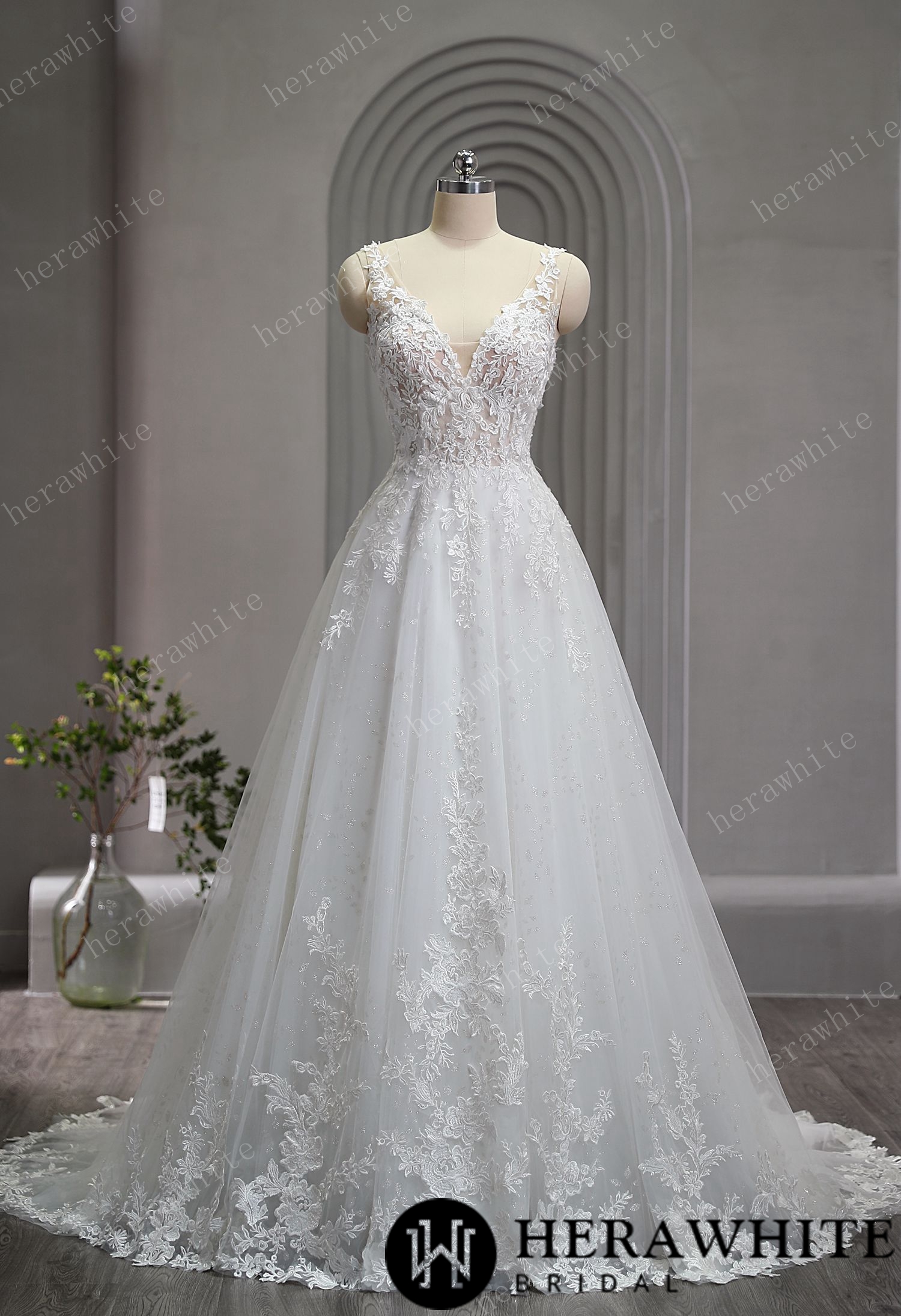 Sparkling V-Neck Lace Straps A-Line Bridal Gown