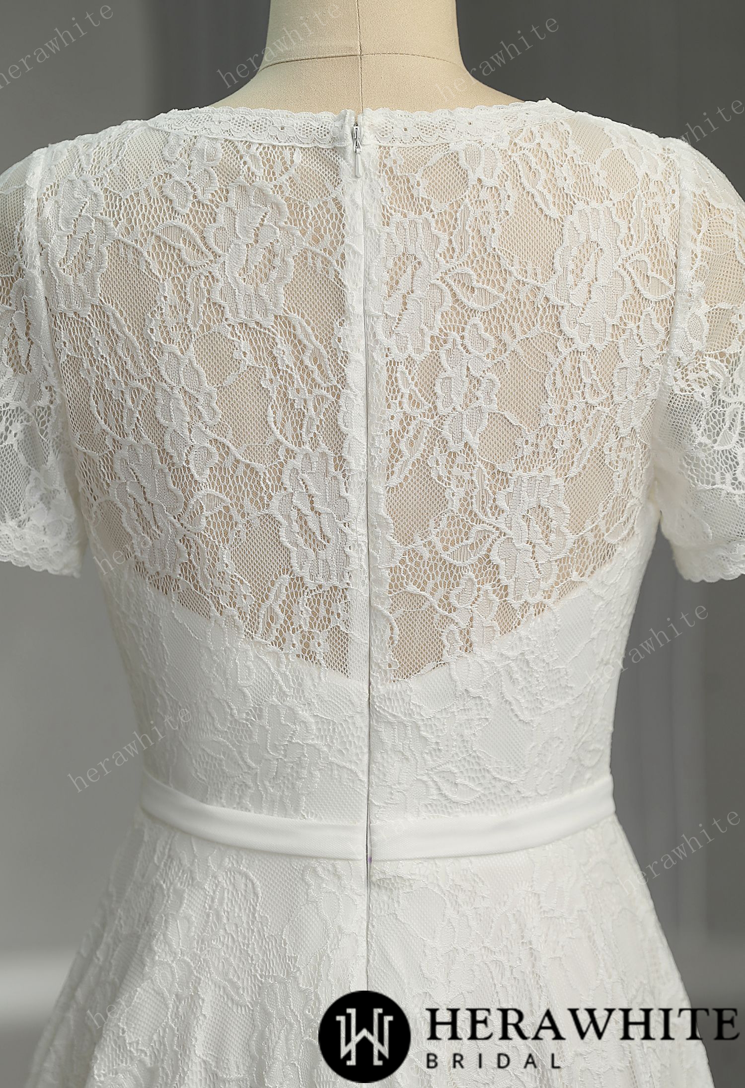Classic Lace Short Wedding Dress