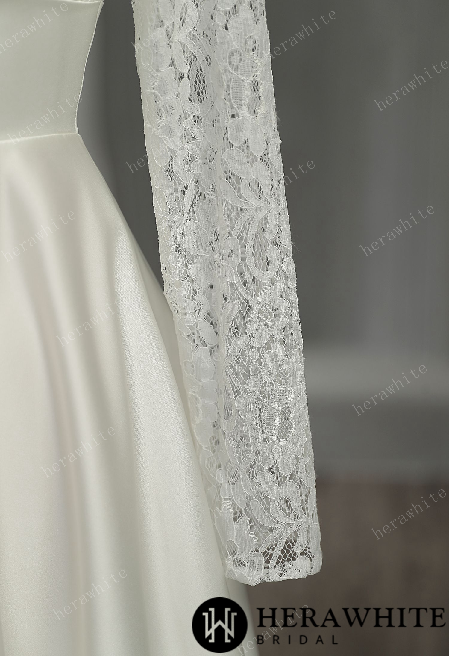Classic V neck Lace Short Wedding Dress