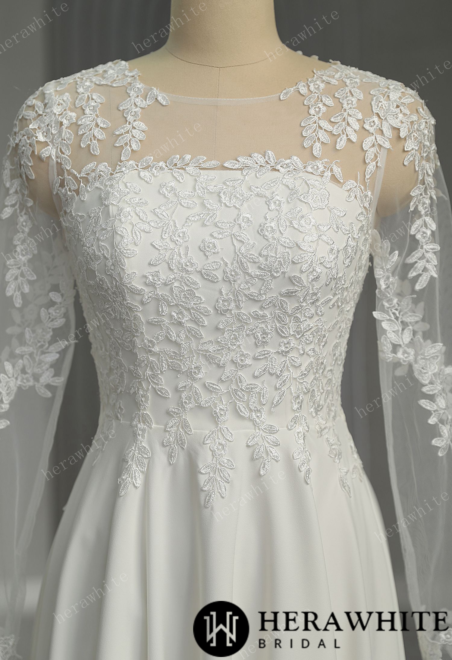 Illusion Lace Long Sleeves Tulle Short Wedding Dress