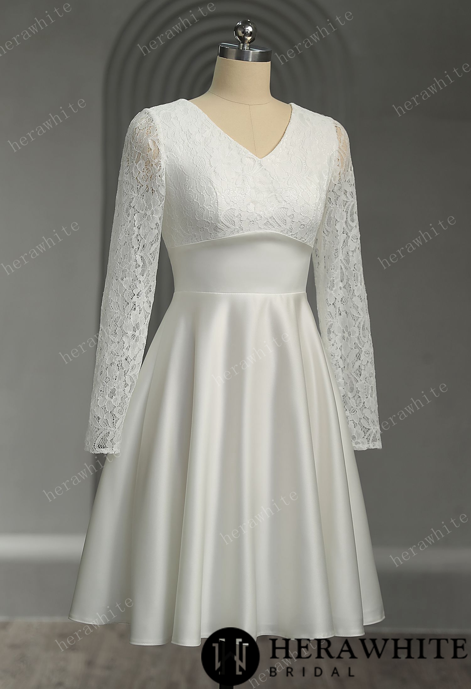 Classic V neck Lace Short Wedding Dress