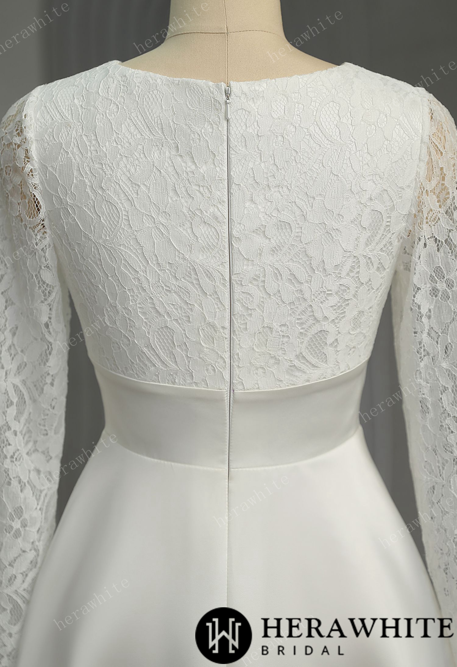 Classic V neck Lace Short Wedding Dress