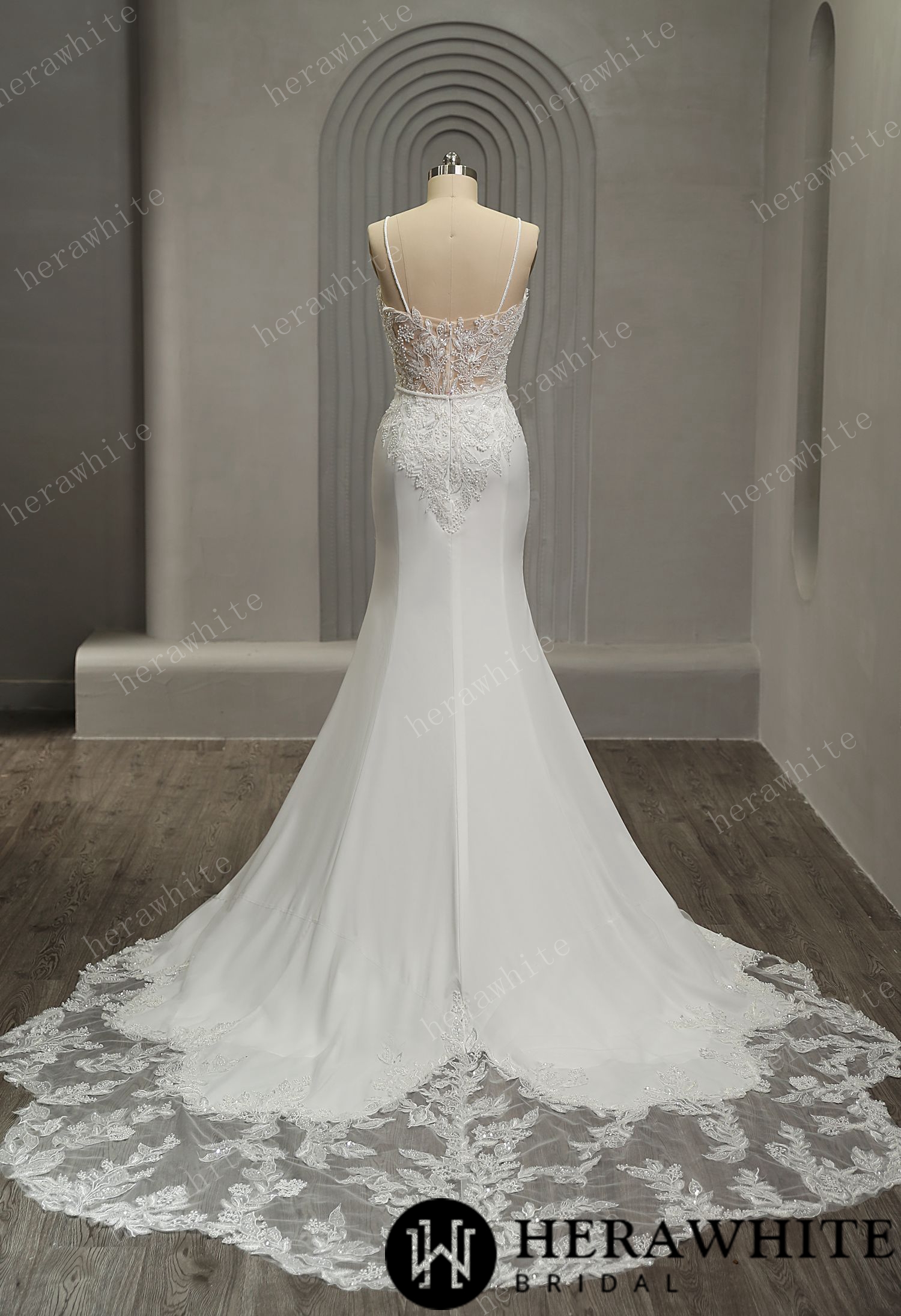 Sexy Spaghetti Straps Lace Wedding Dress