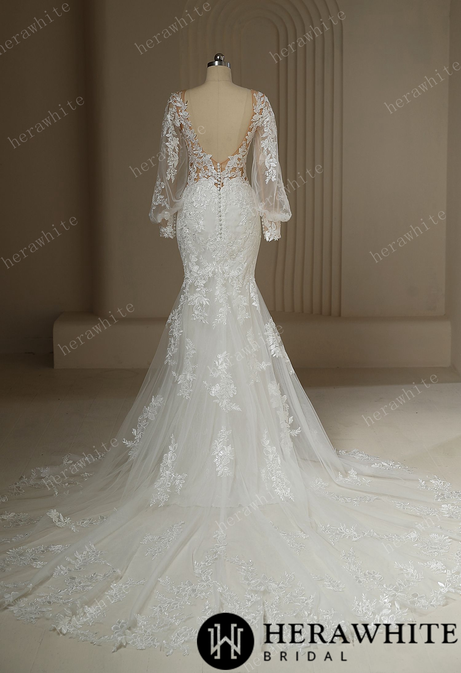 Long Train Mermaid Bridal Lace Wedding  Dress With Plunging Neckline