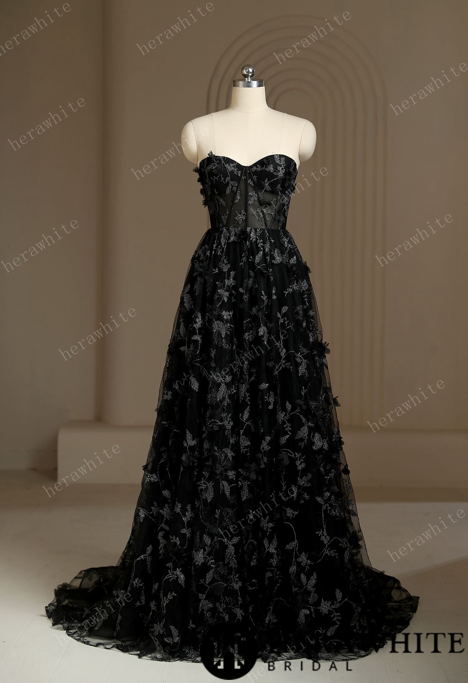 Luxury 3D Lace Appliqué Embroidery Detachable Sleeve Black Wedding Dress