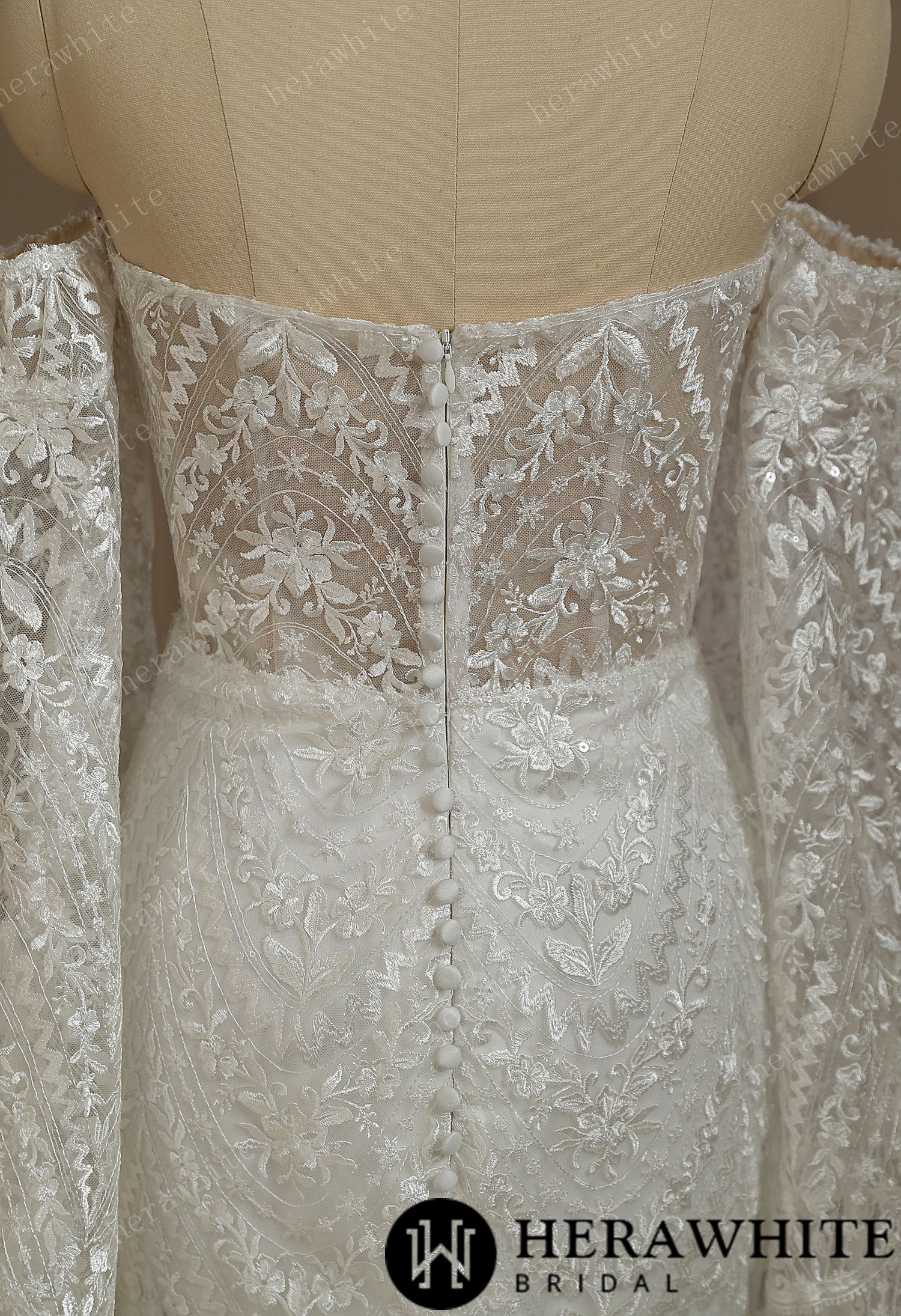 Boho Lace Wedding Dress With Detachable Sleeves