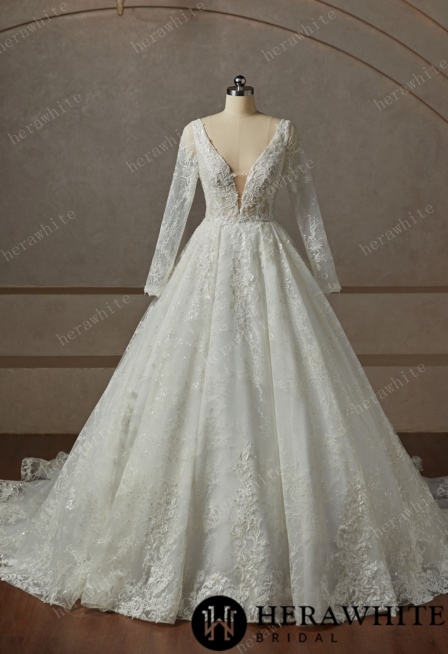 V-Neck Sparkly  Wedding Gown With  Long Sleeve