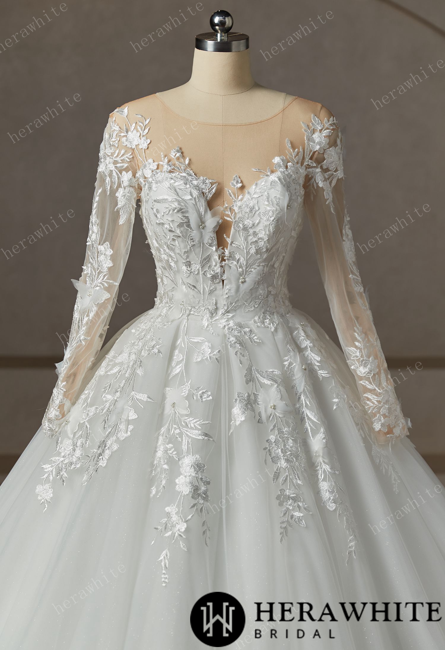 Floral Lace  Wedding Dress With Long Sleeve
