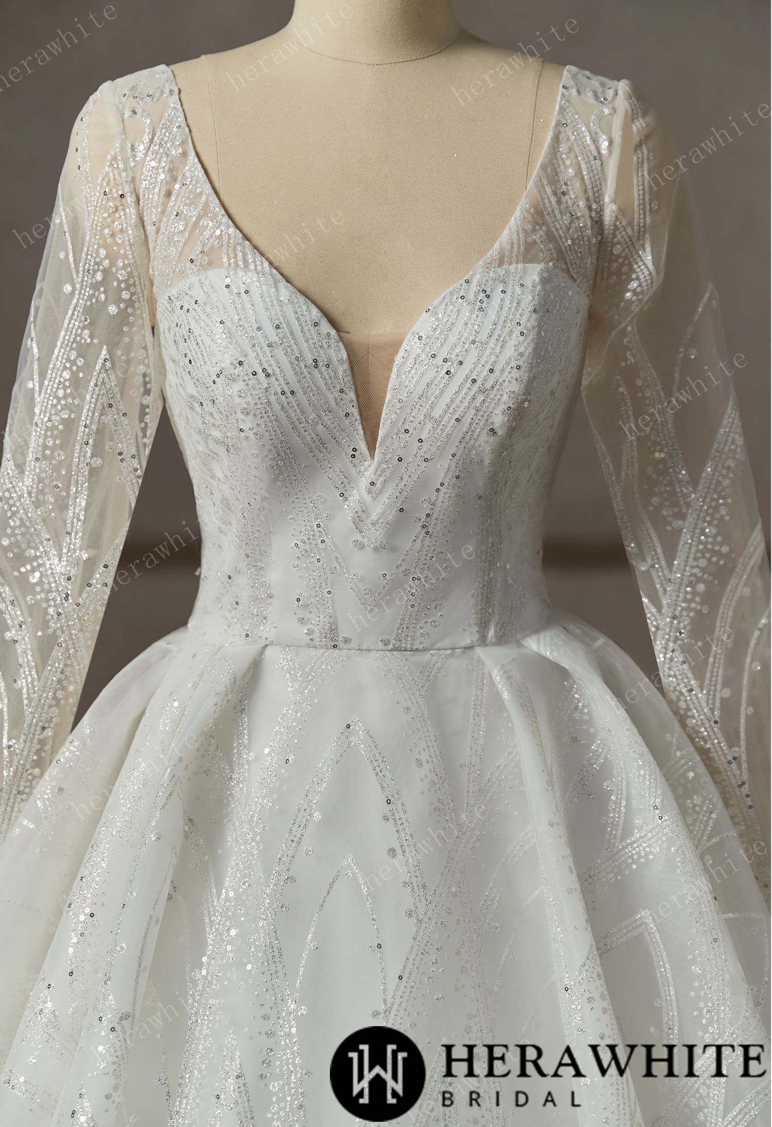 Luxury Lace Beading Wedding Dress With Long Sleeve