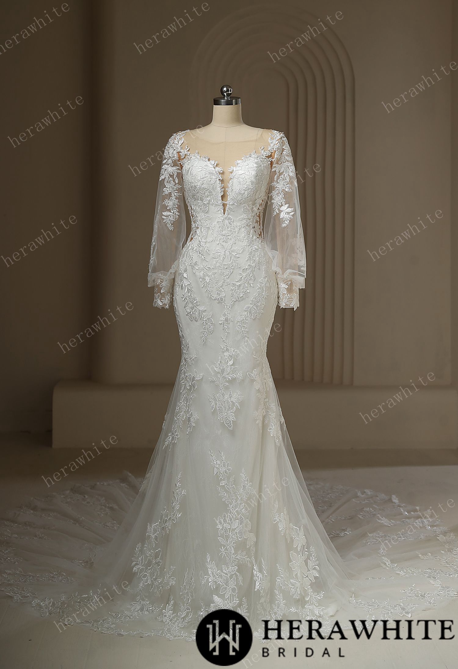 Long Train Mermaid Bridal Lace Wedding  Dress With Plunging Neckline