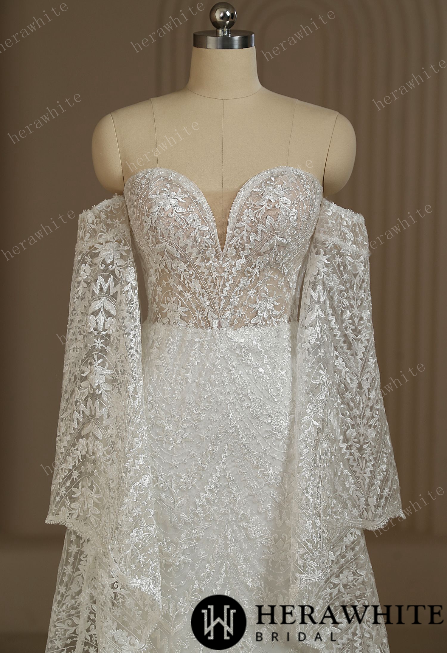 Boho Lace Wedding Dress With Detachable Sleeves