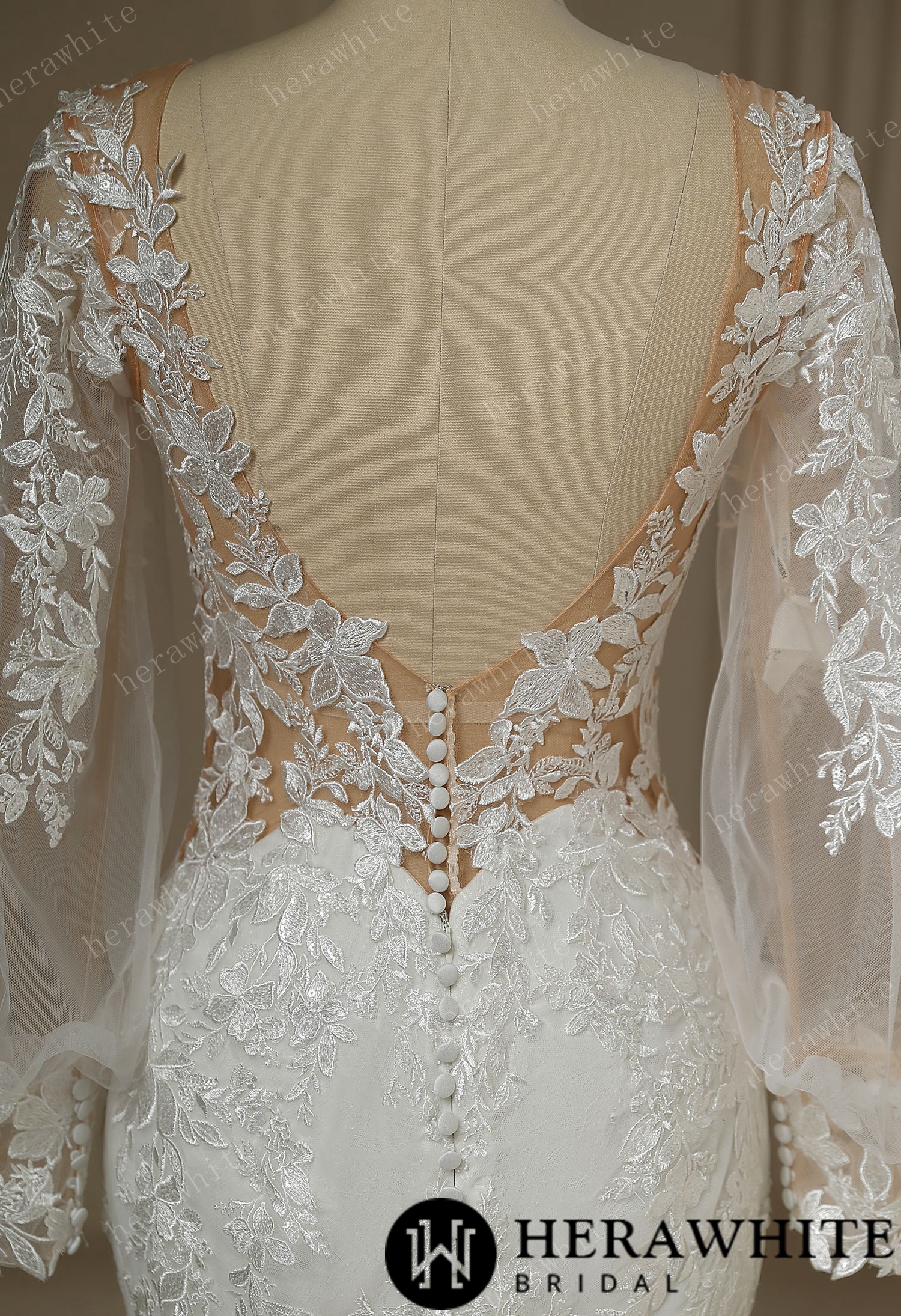 Long Train Mermaid Bridal Lace Wedding  Dress With Plunging Neckline