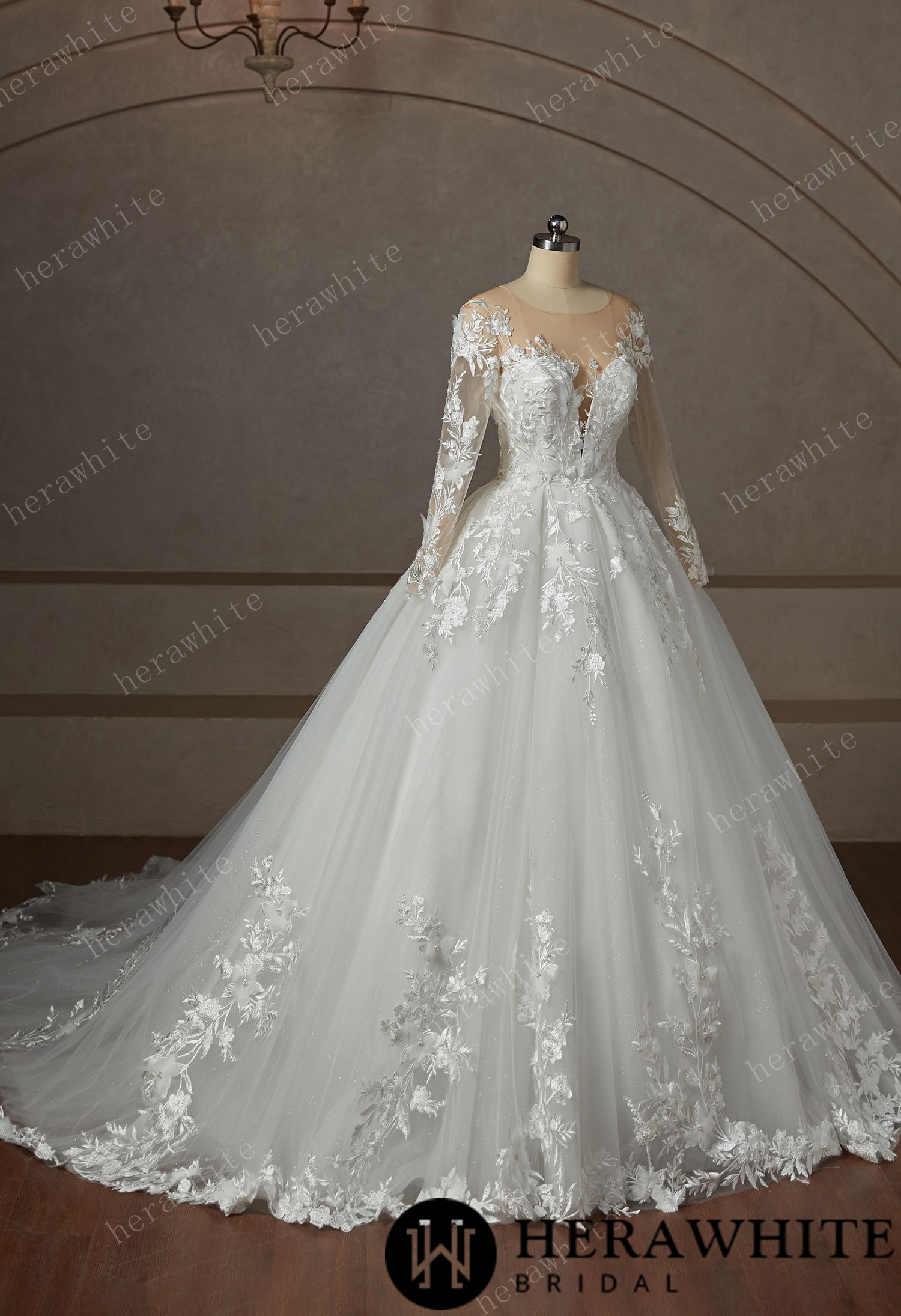 Floral Lace  Wedding Dress With Long Sleeve