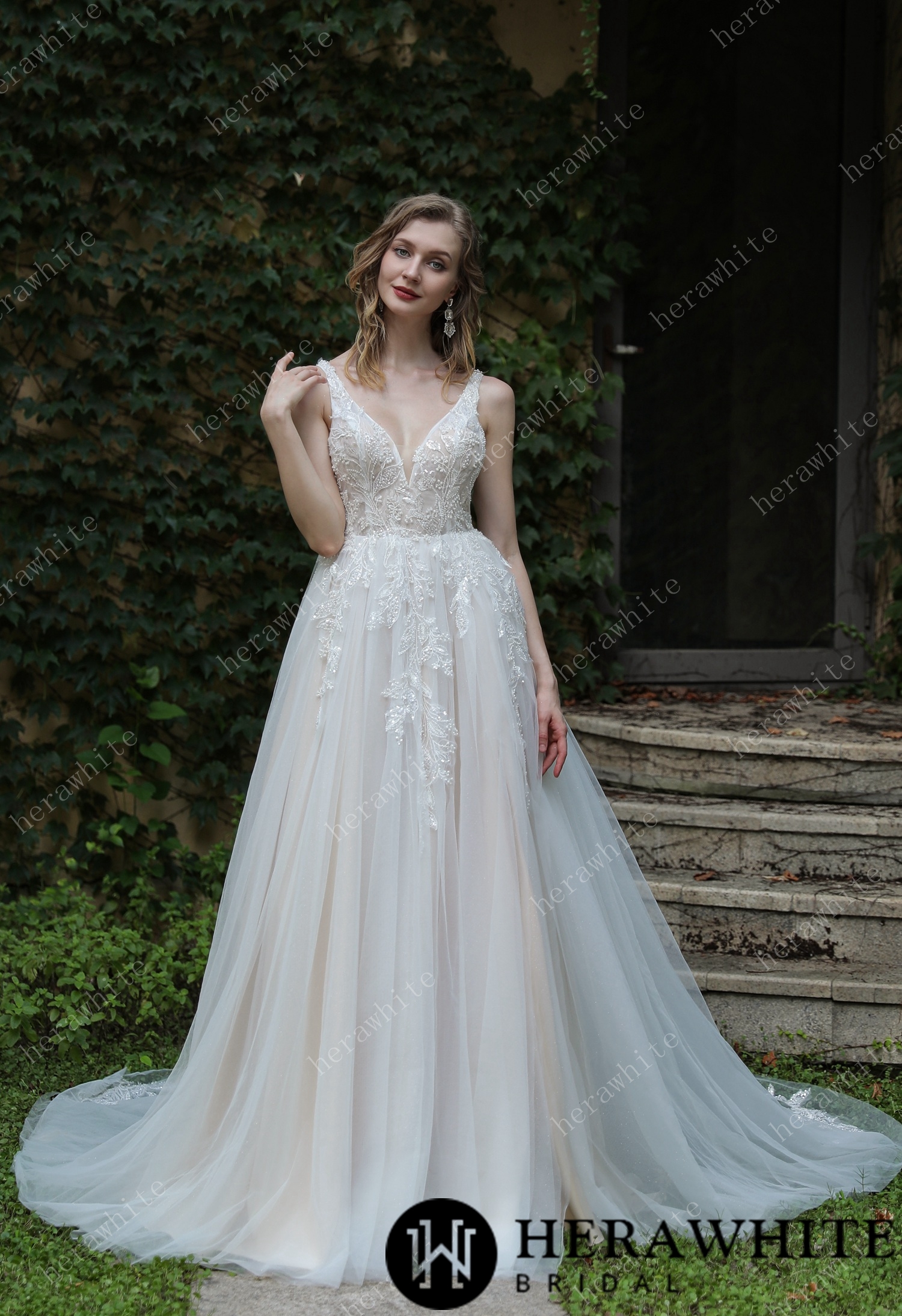 In Stock/ Beaded Sequins Lace And Sexy Split Wedding Dress