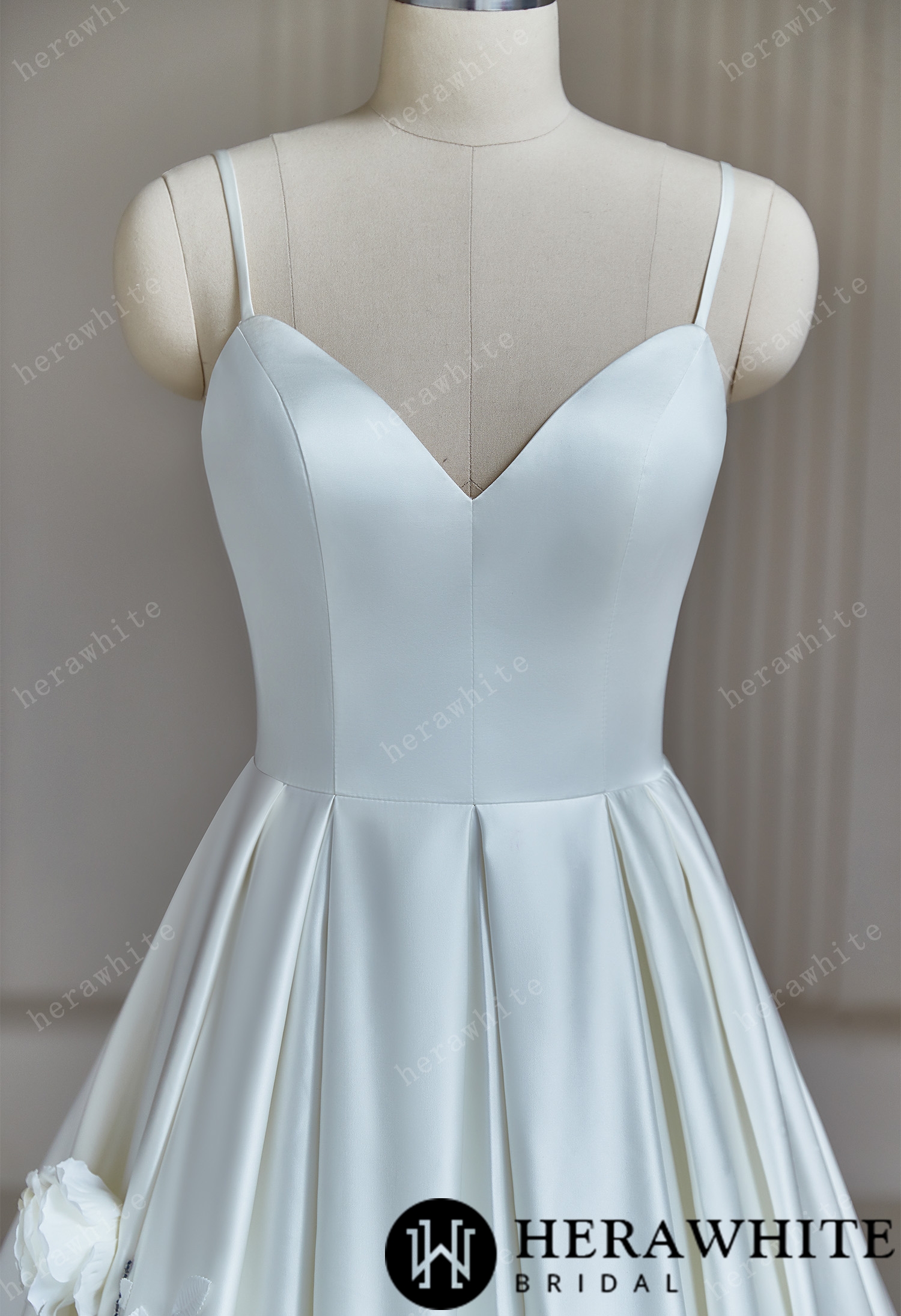 Sophisticated  A-Line Wedding Dress With Spaghetti Straps
