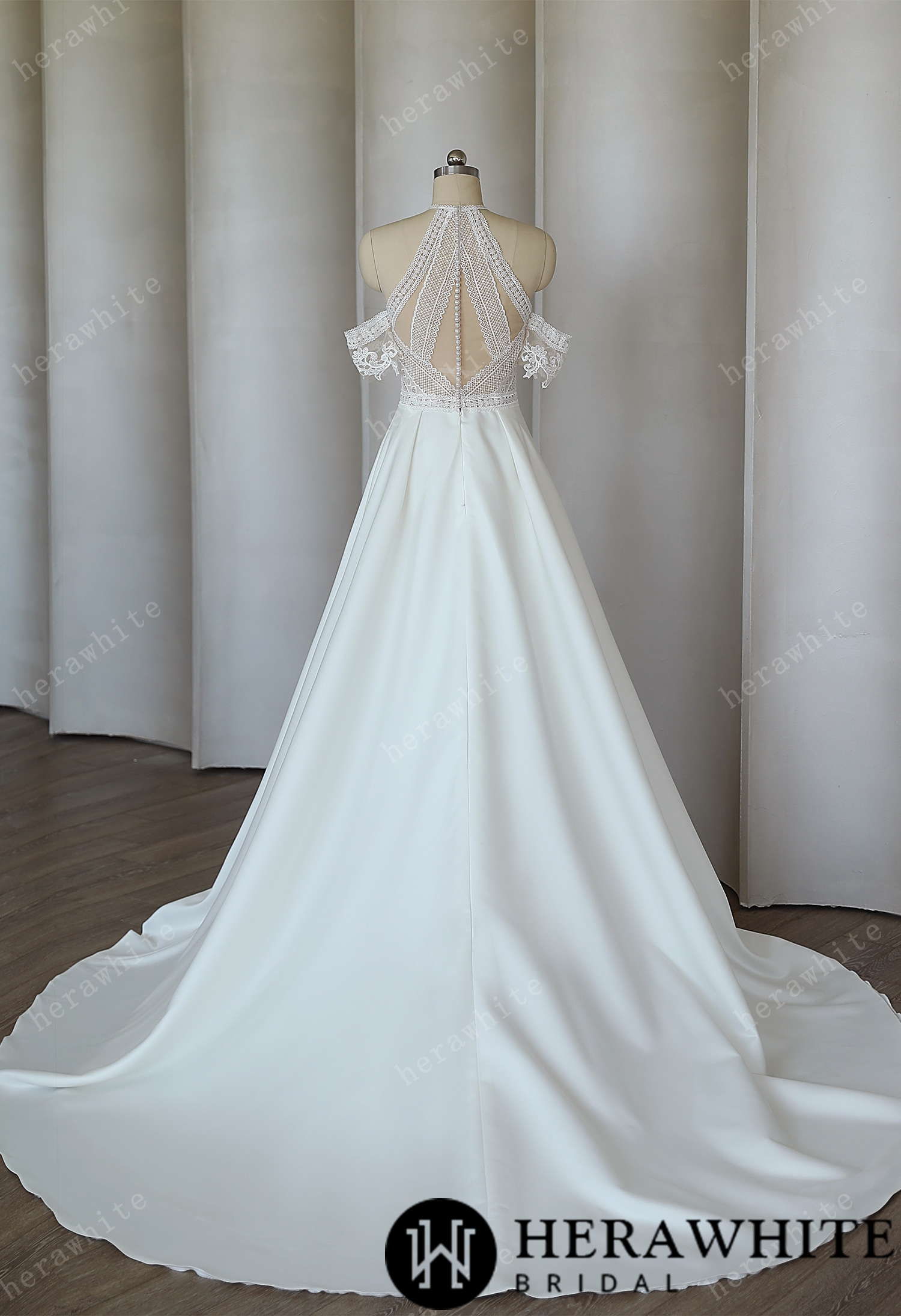 Halter A-line  Bohemian Lace Wedding Dresses Sweep Train Satin