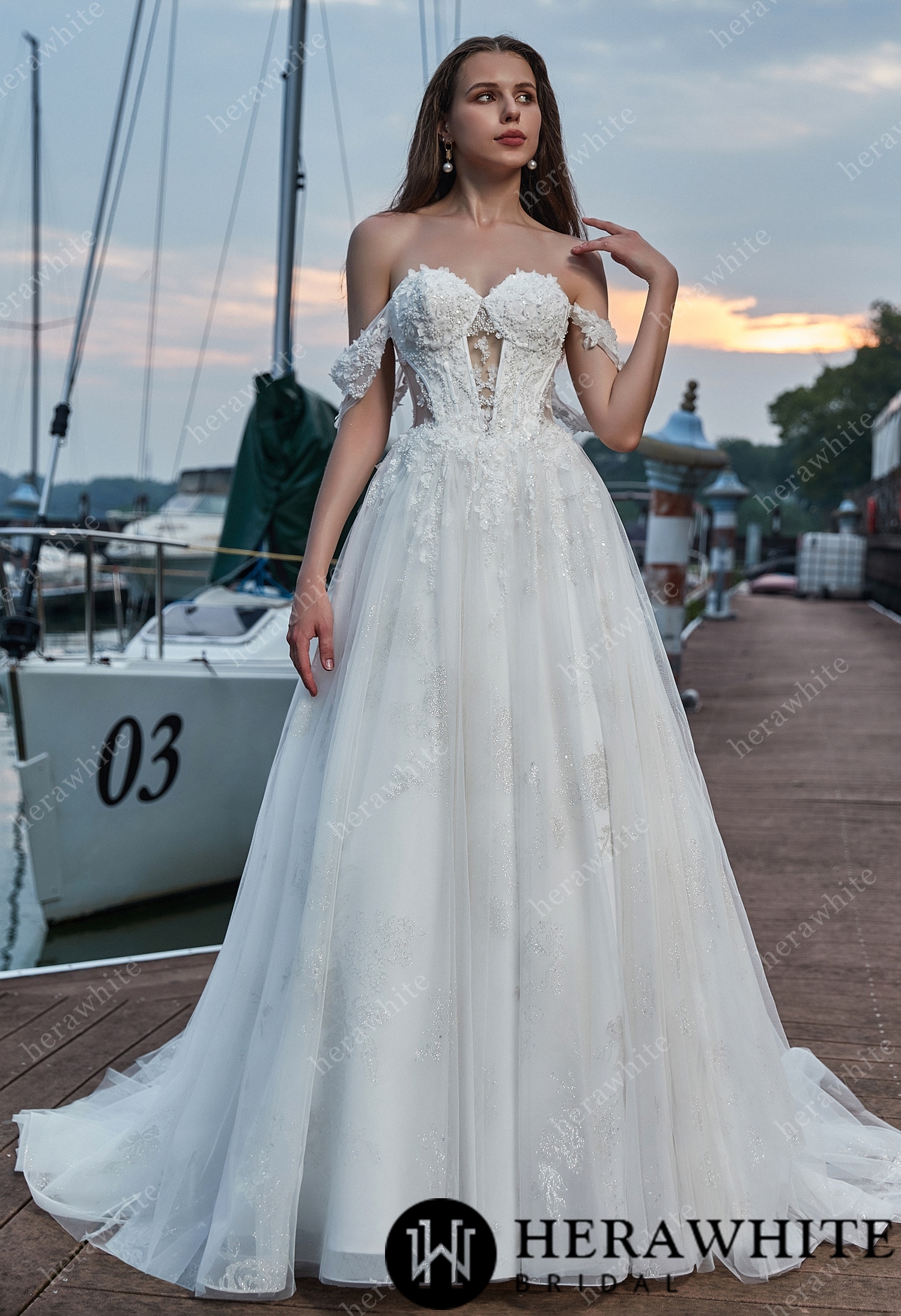 Hollow Appliques Off Shoulder And Sweetheart Wedding Dress