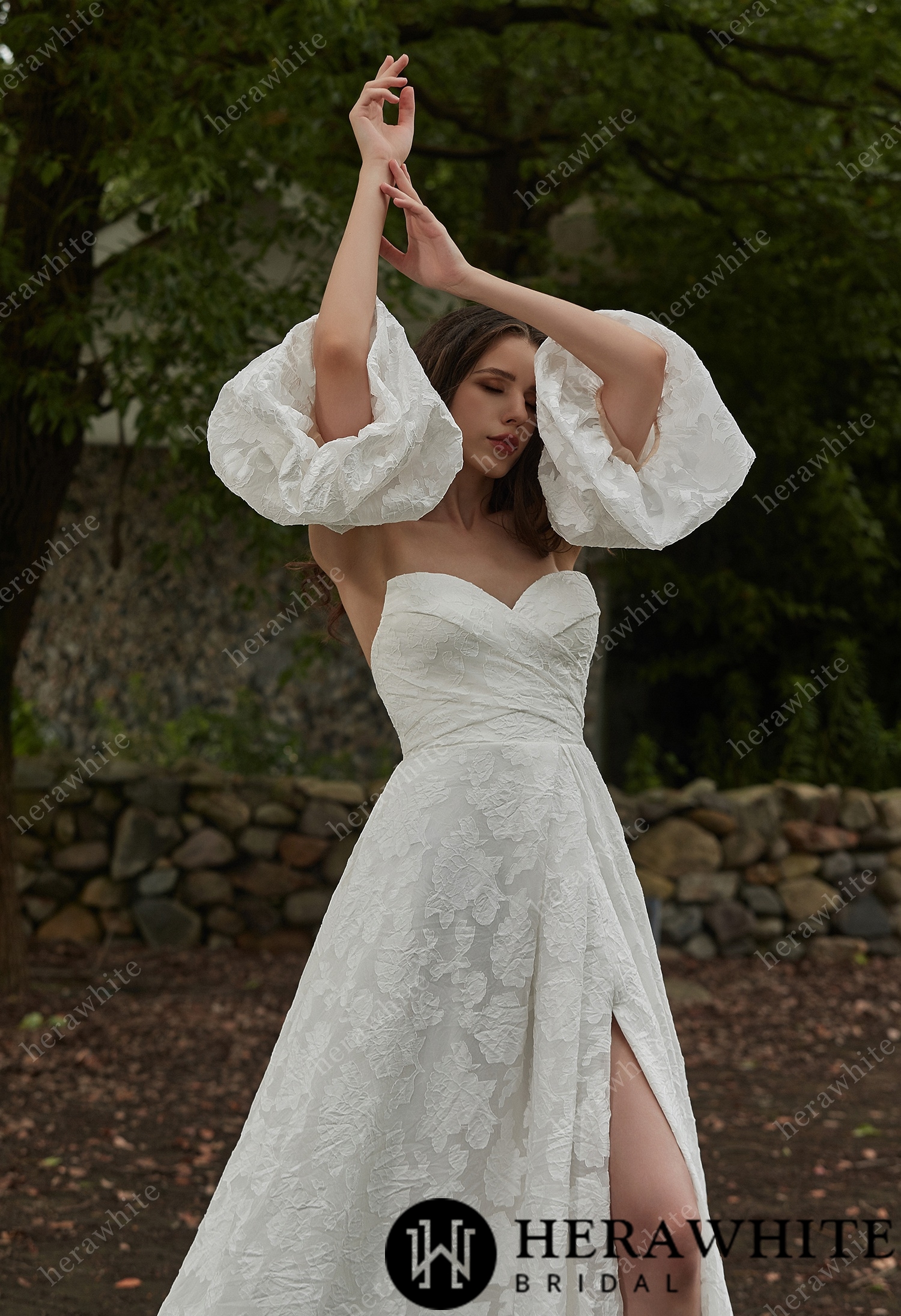 Jacquard Puff Sleeves Grace Slit And Sweetheart Wedding Dress