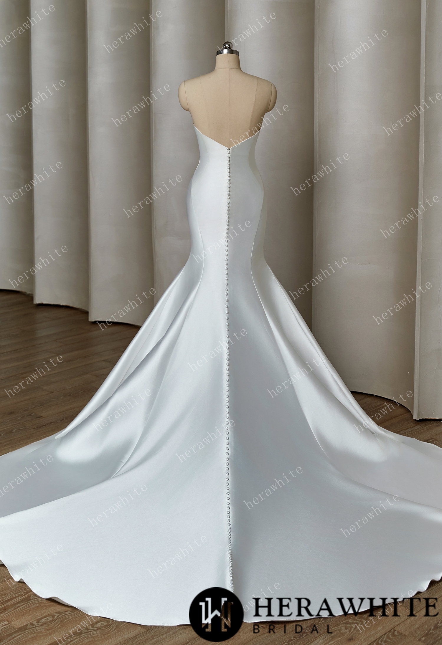 Classic Silhouette: Strapless Mermaid Gown with Button-Adorned Back