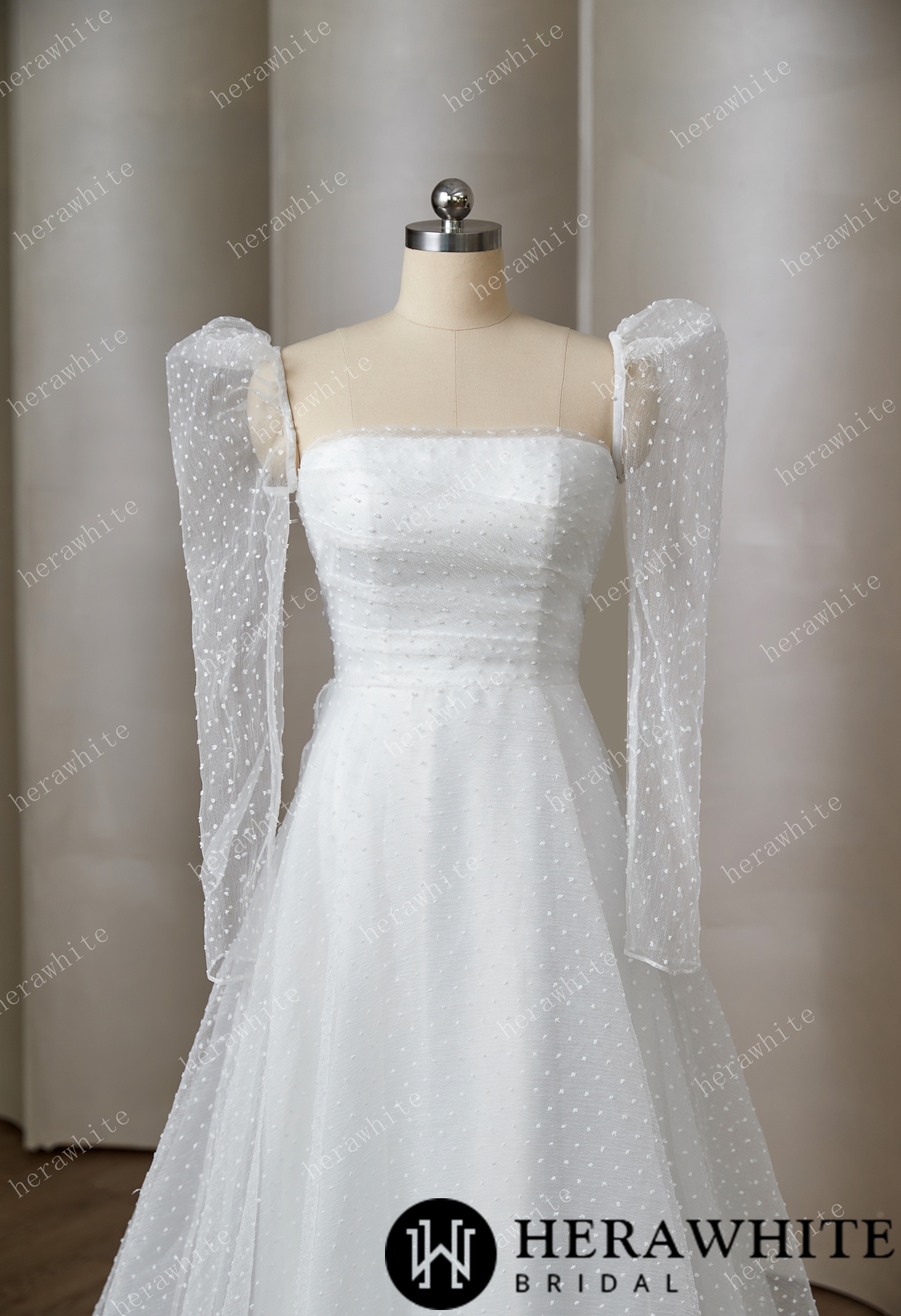 Vintage Organza Polka Dot Wedding Dress With Detachable Puff Sleeves