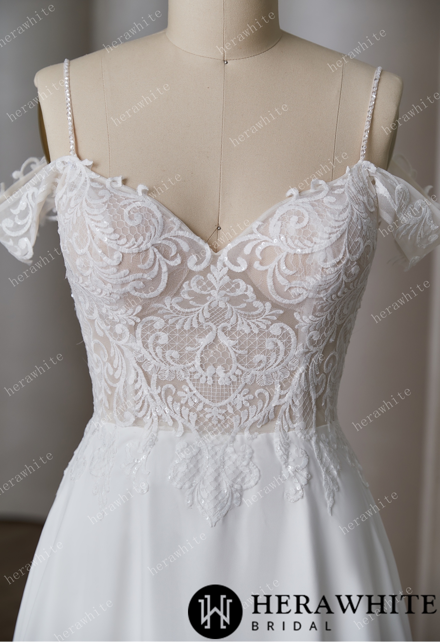 Romantic A-line Wedding Dress With Vintage Charm and Modern Elegance