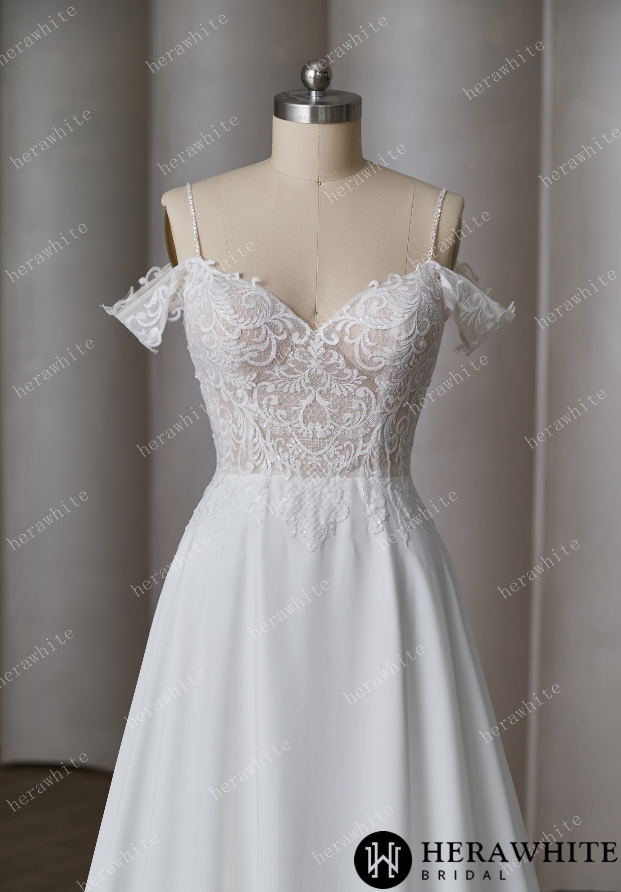 Romantic A-line Wedding Dress With Vintage Charm and Modern Elegance