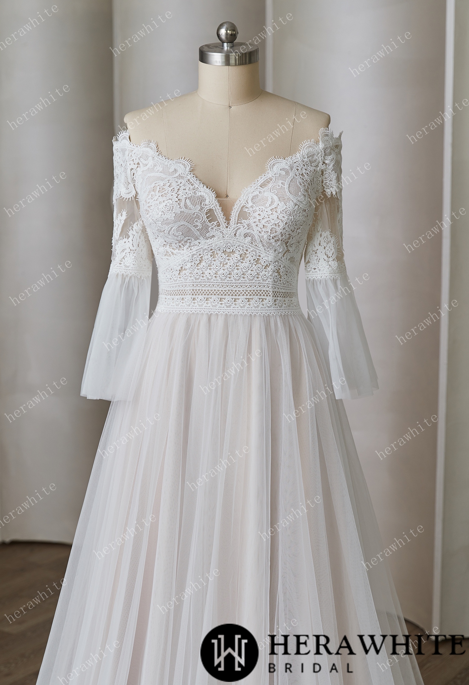 Feminine A Line Tulle Beach Wedding Dress with  Bell Sleeve