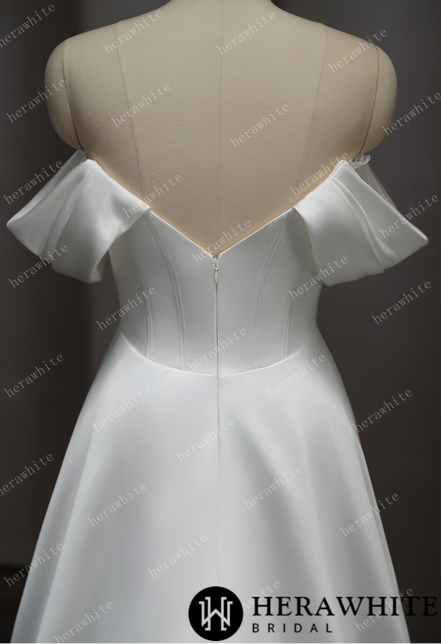 Romantic off Shoulder A-line Wedding Dress with Split Skirt