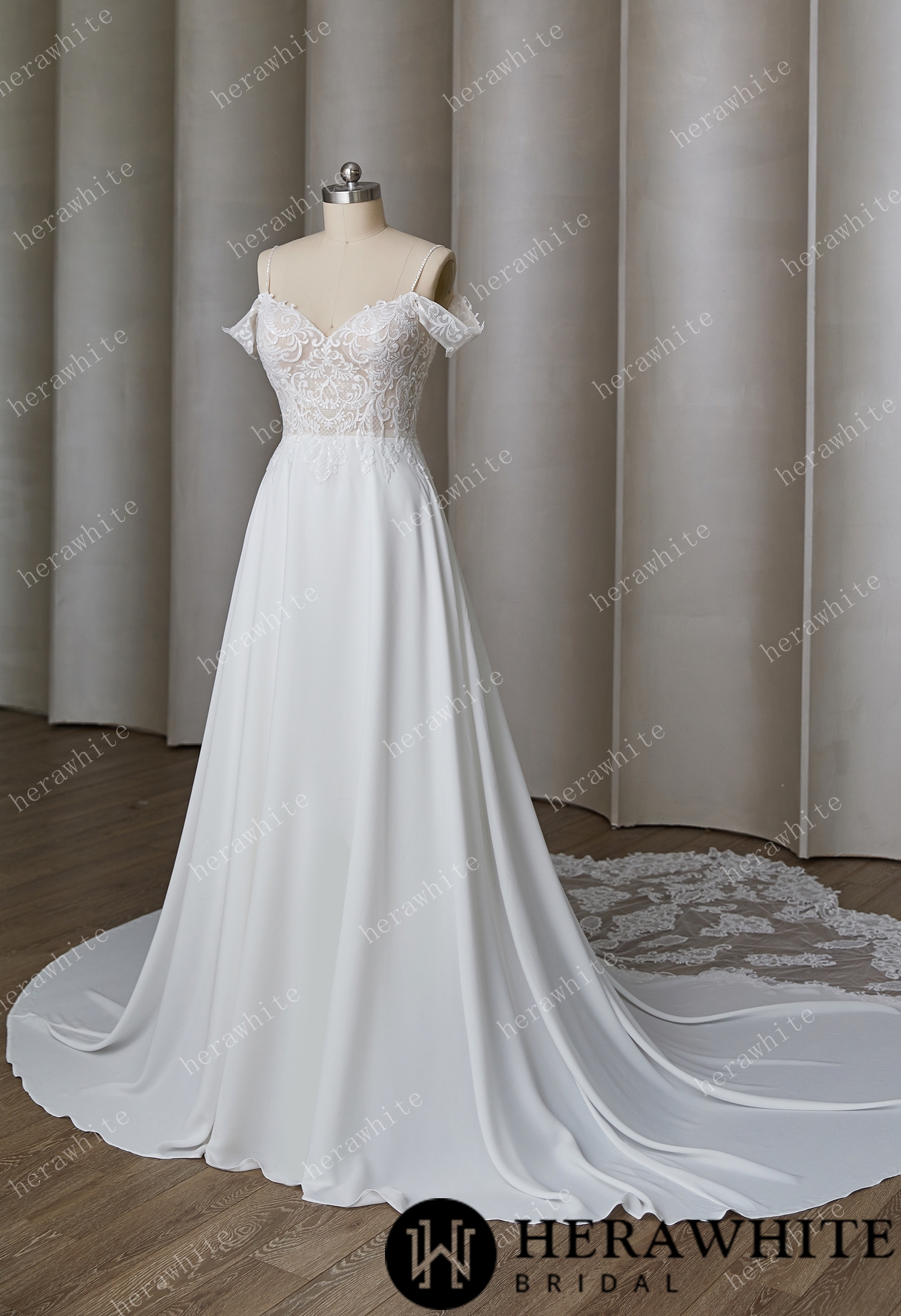 Romantic A-line Wedding Dress With Vintage Charm and Modern Elegance
