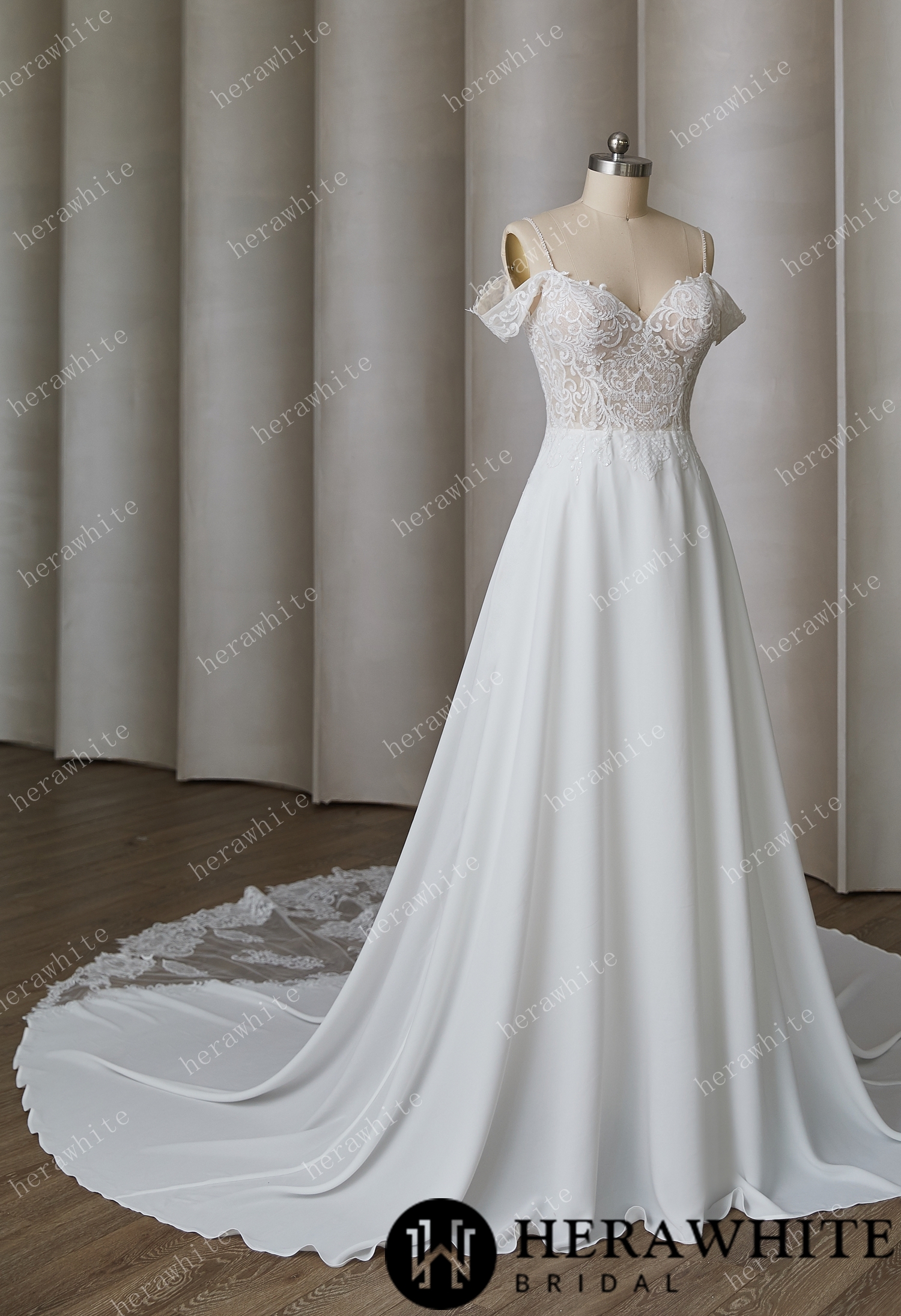 Romantic A-line Wedding Dress With Vintage Charm and Modern Elegance