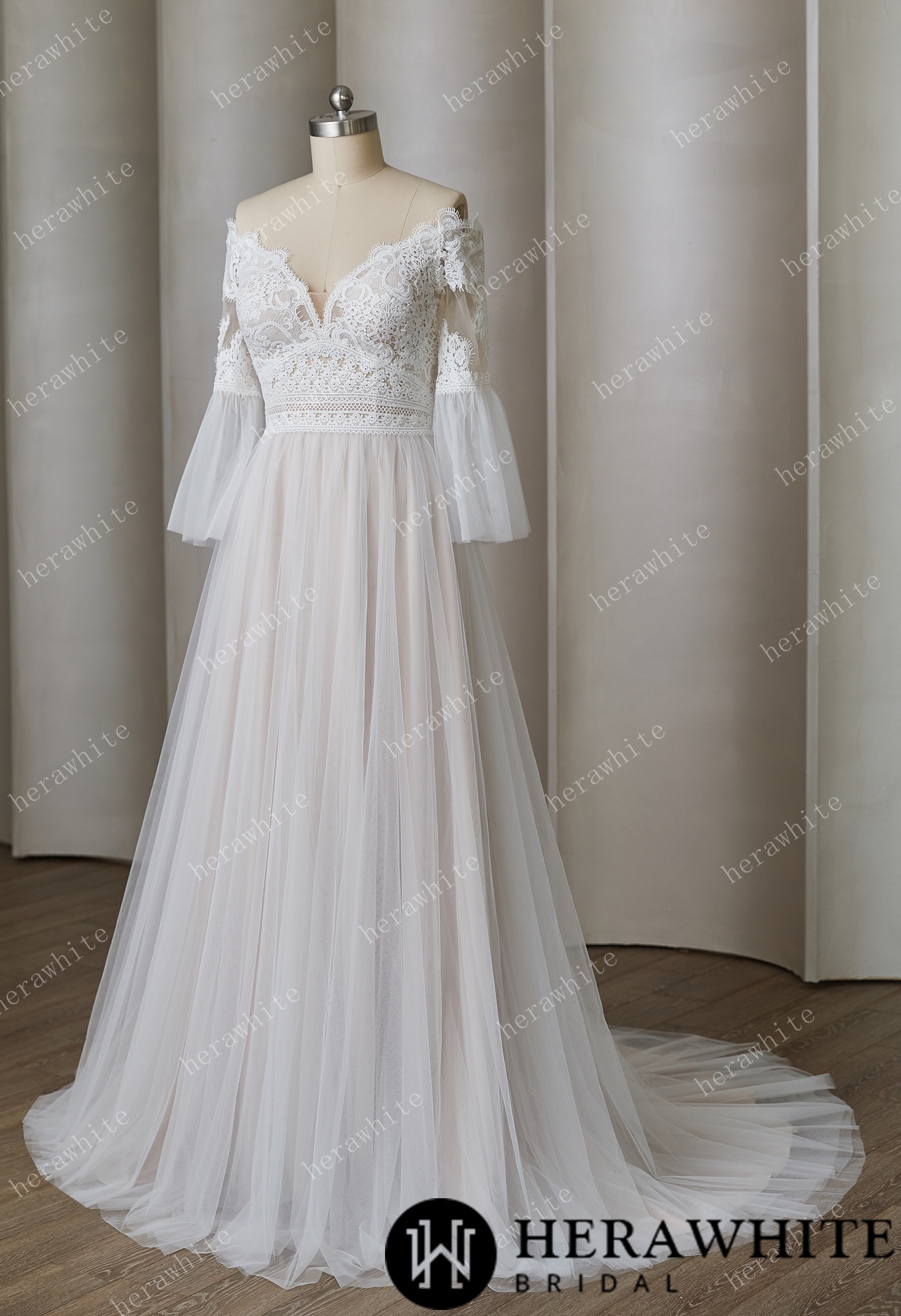 Feminine A Line Tulle Beach Wedding Dress with  Bell Sleeve