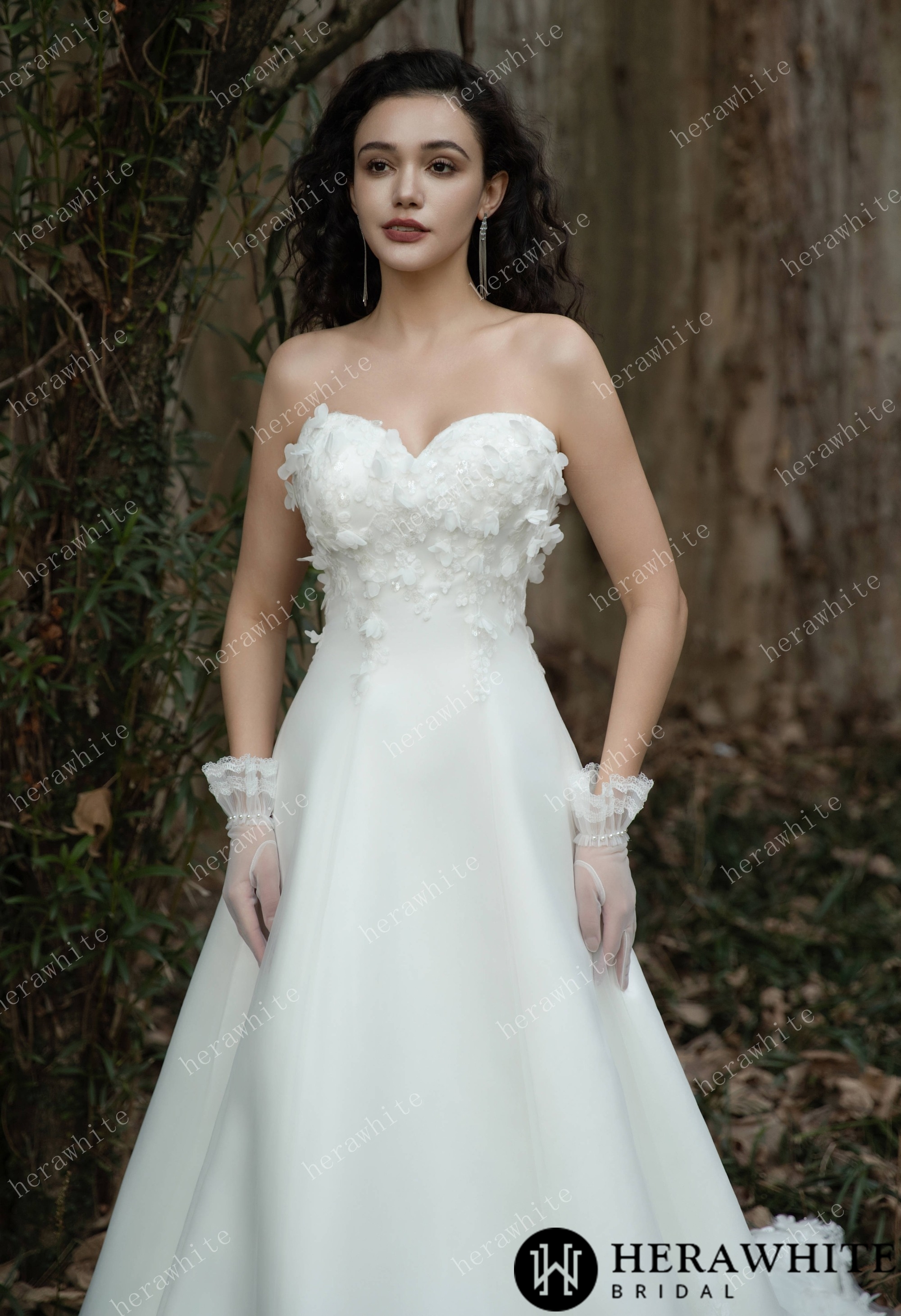 Fairy Sweetheart Neckline Satin Gown With Ribbon
