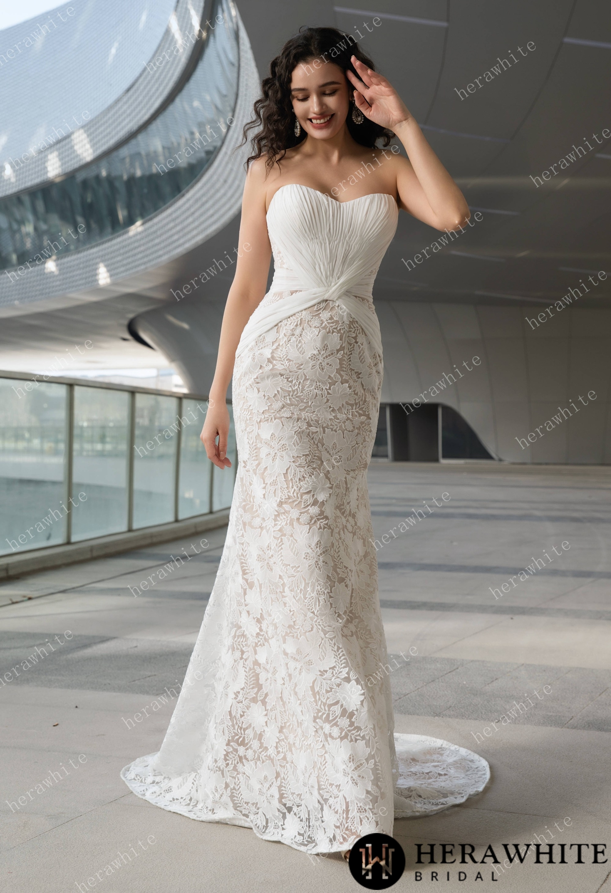 Elegant Strapless Pleated Wedding Dress with Lace Mermaid Skirt and Flowing Sheer Cape