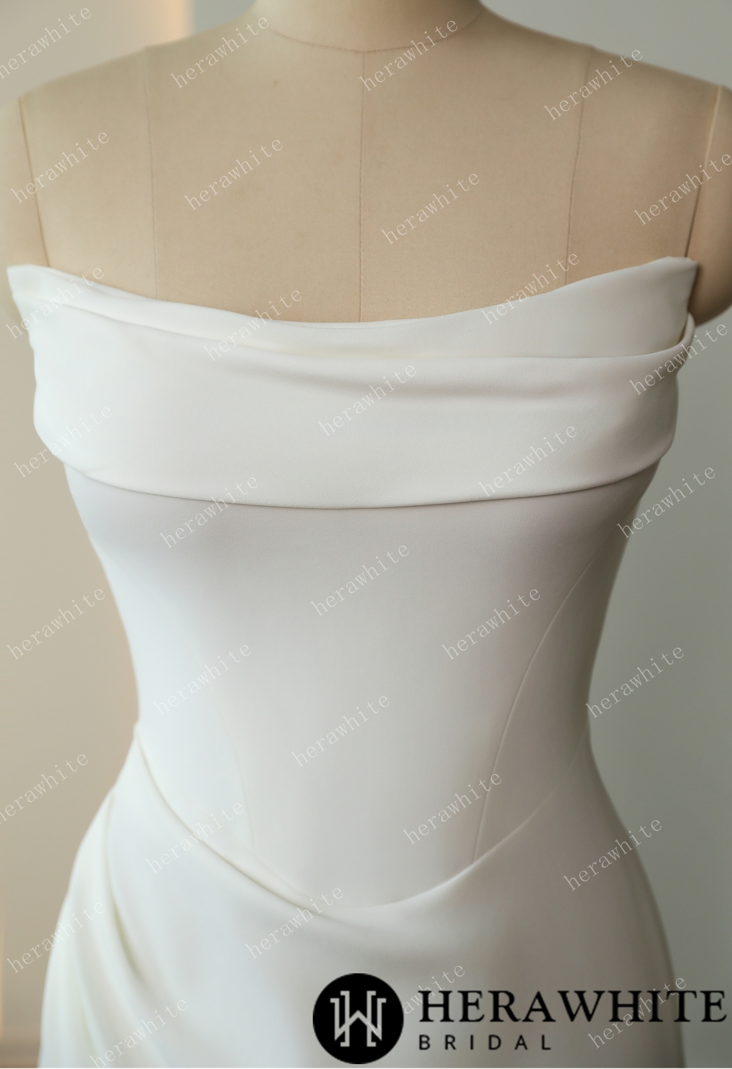 In Stock/ Elegant Crepe Ruched With Scoop Neckline Wedding Dress