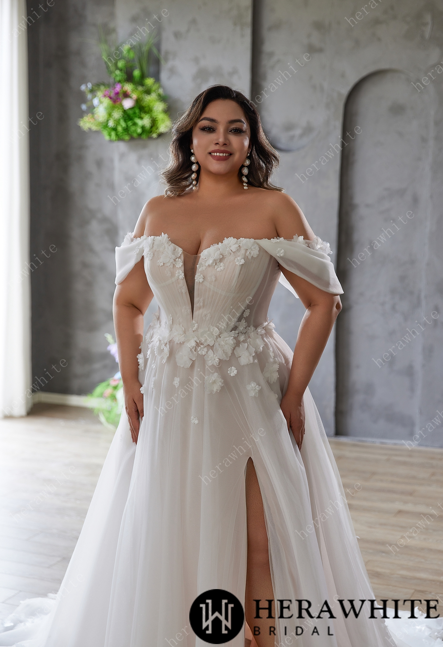 3D Floral Appliques with A Sexy Slit Wedding Dress