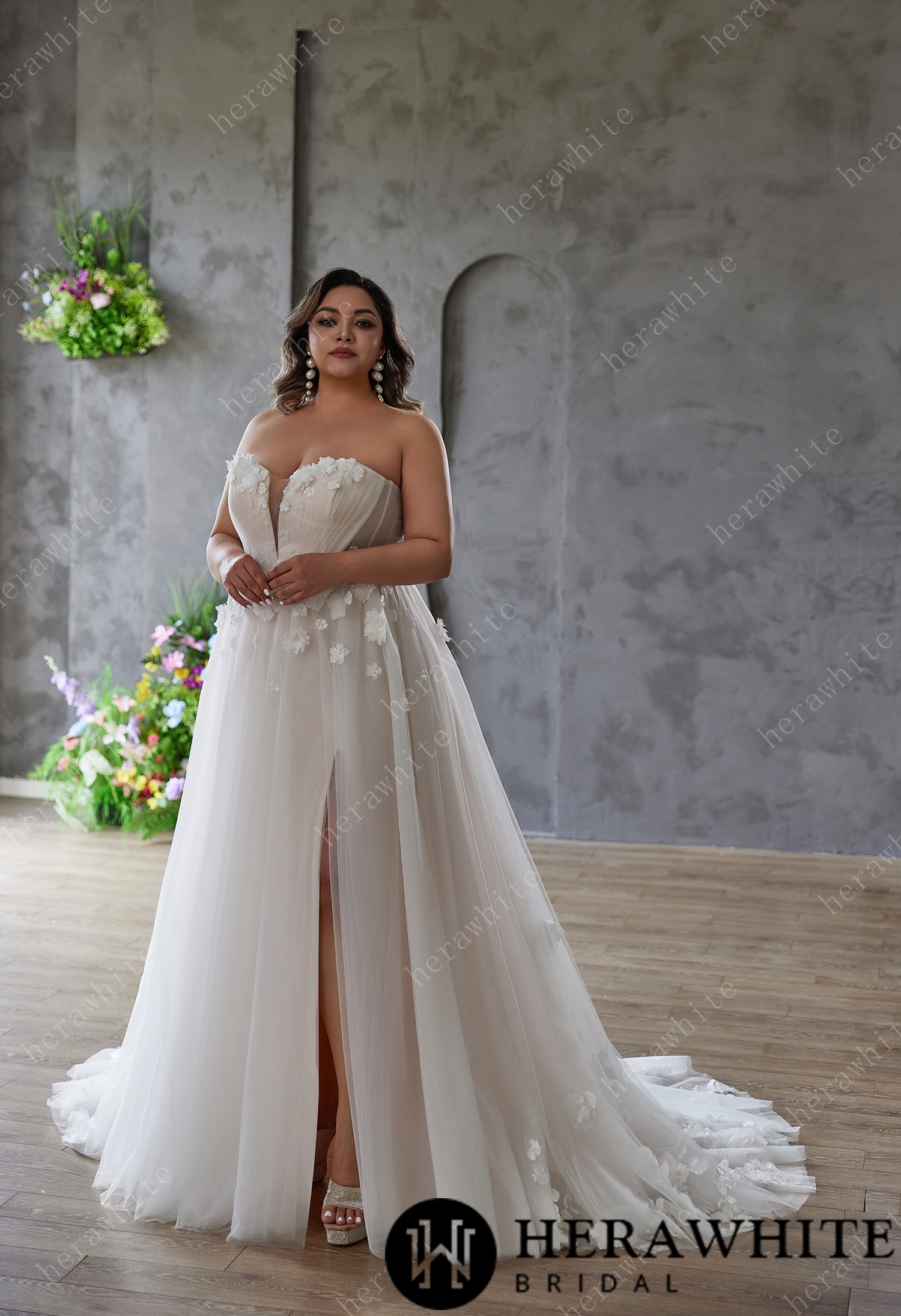 3D Floral Appliques with A Sexy Slit Wedding Dress