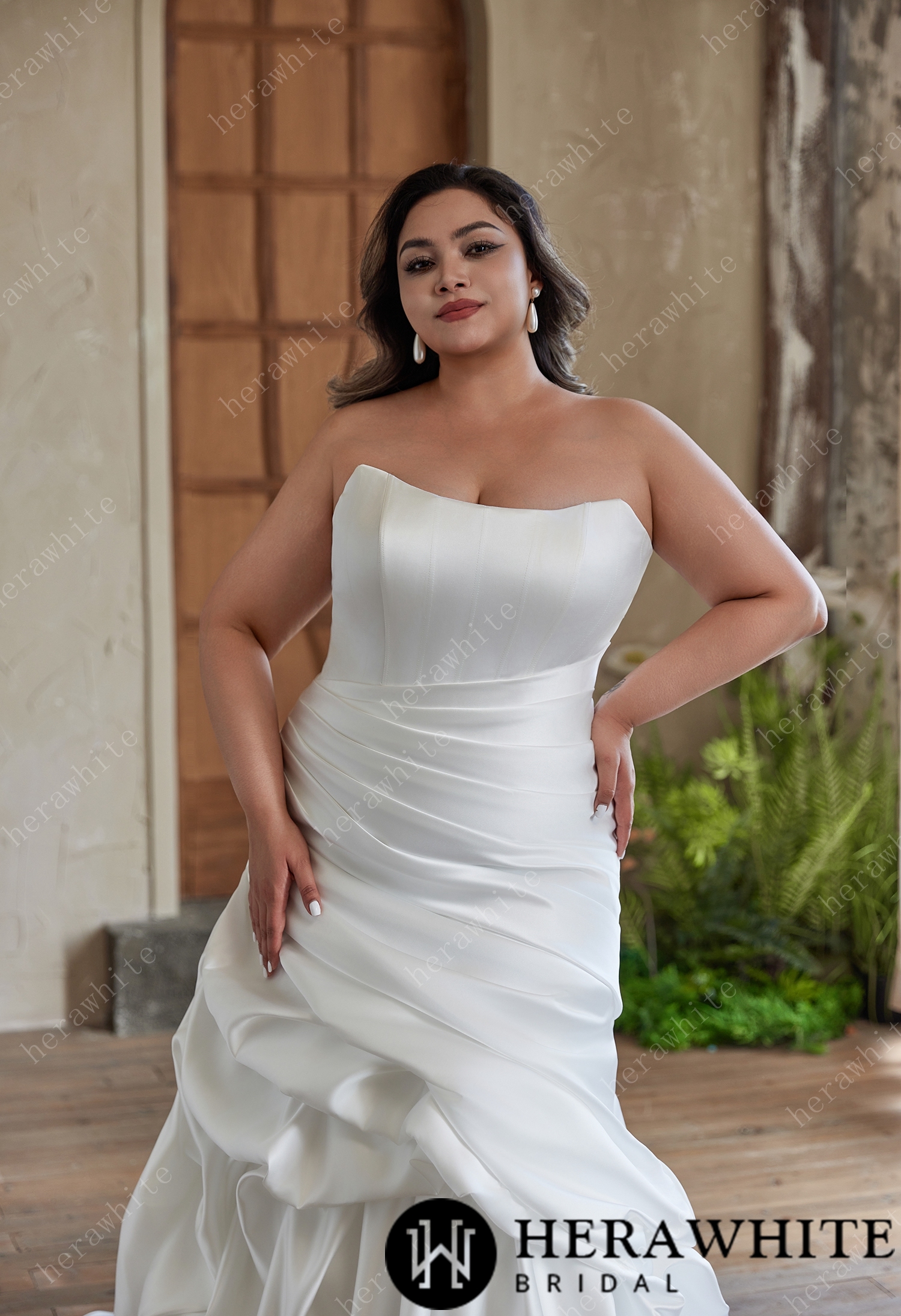 Classic Strapless Satin Wedding Gown with A Unique Ruffle Dress