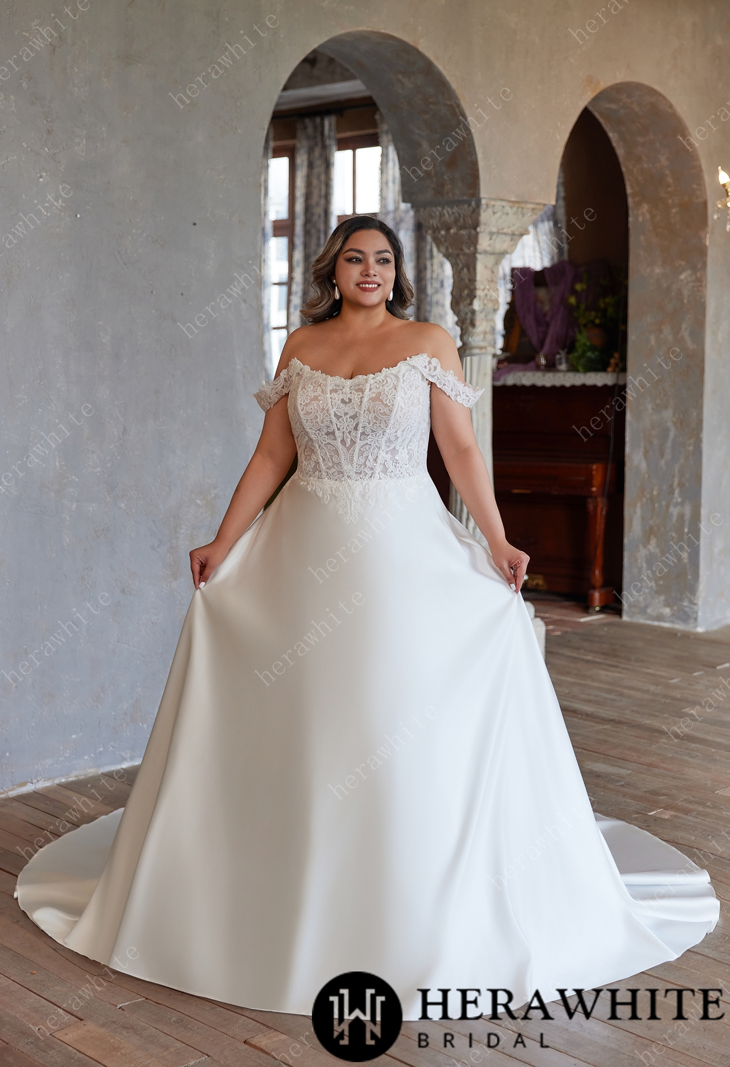 Romantic & Elegant Plus-Size Wedding Dress with Off-Shoulder Straps