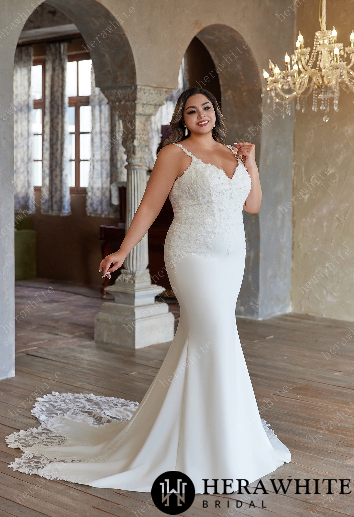 V-Neck Straps Grace Wedding Dress Featuring Appliques Tulle