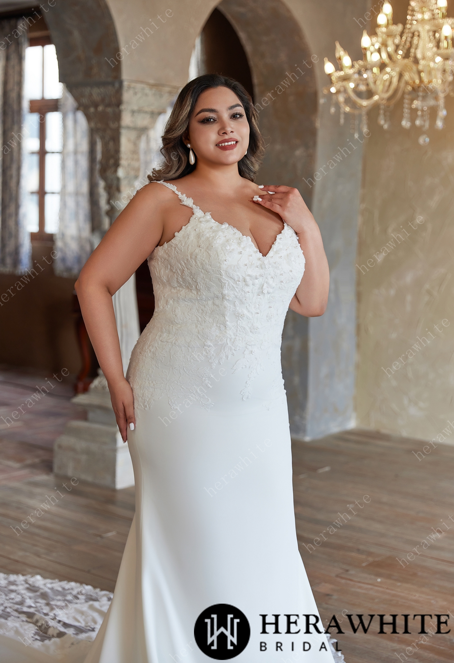 V-Neck Straps Grace Wedding Dress Featuring Appliques Tulle