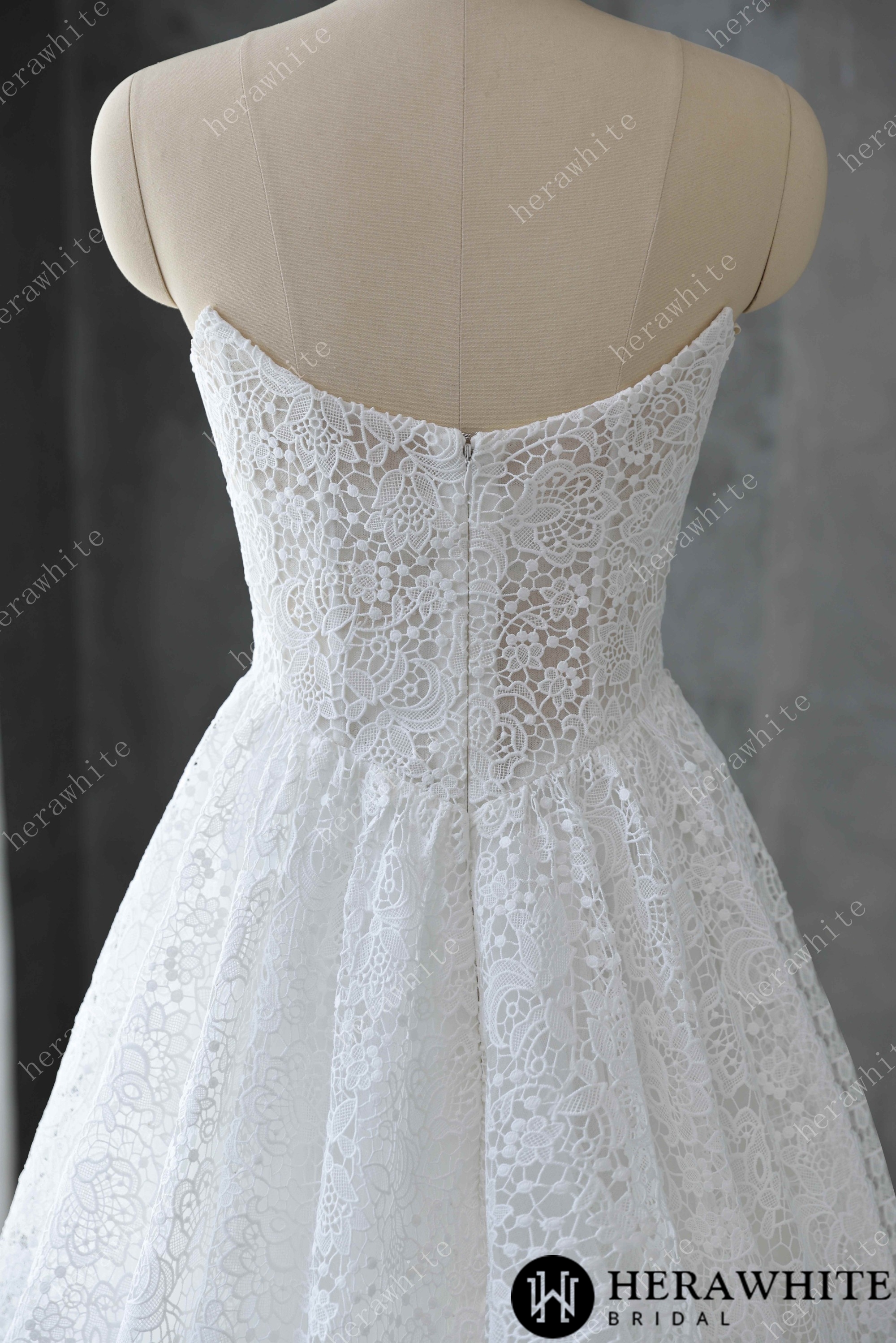 Sweetheart Neckline Keyhole Lace Ball Gown Wedding Dress