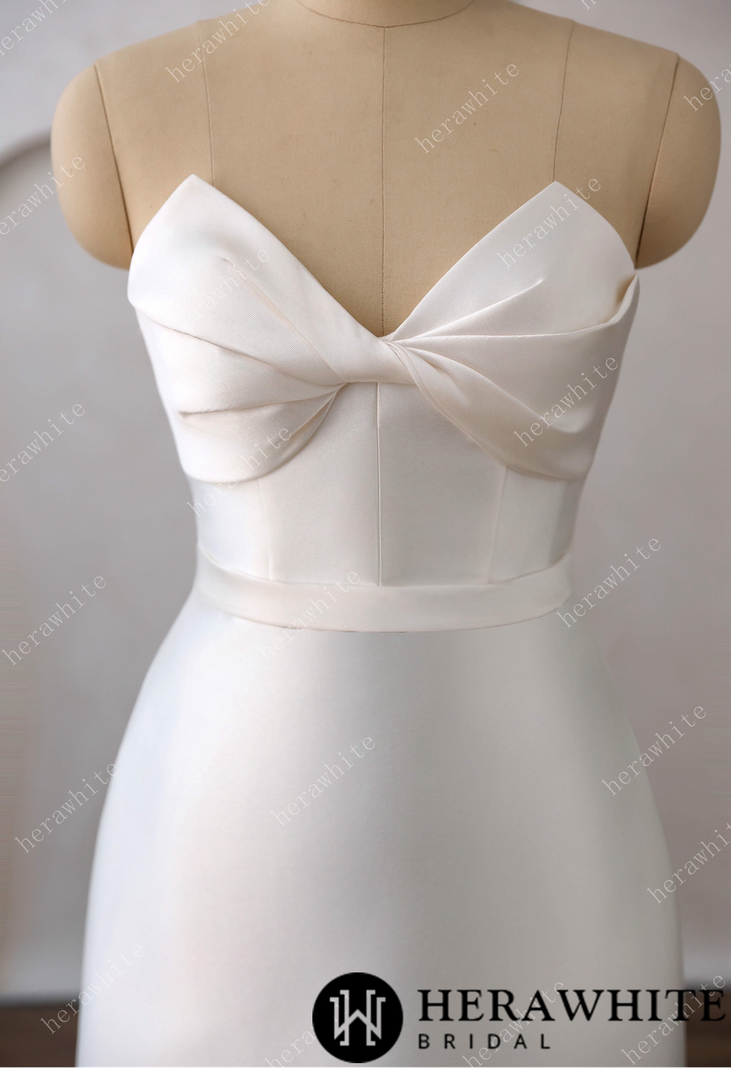 Modern Mikado Strapless Wedding Dress with Sweetheart Neckline