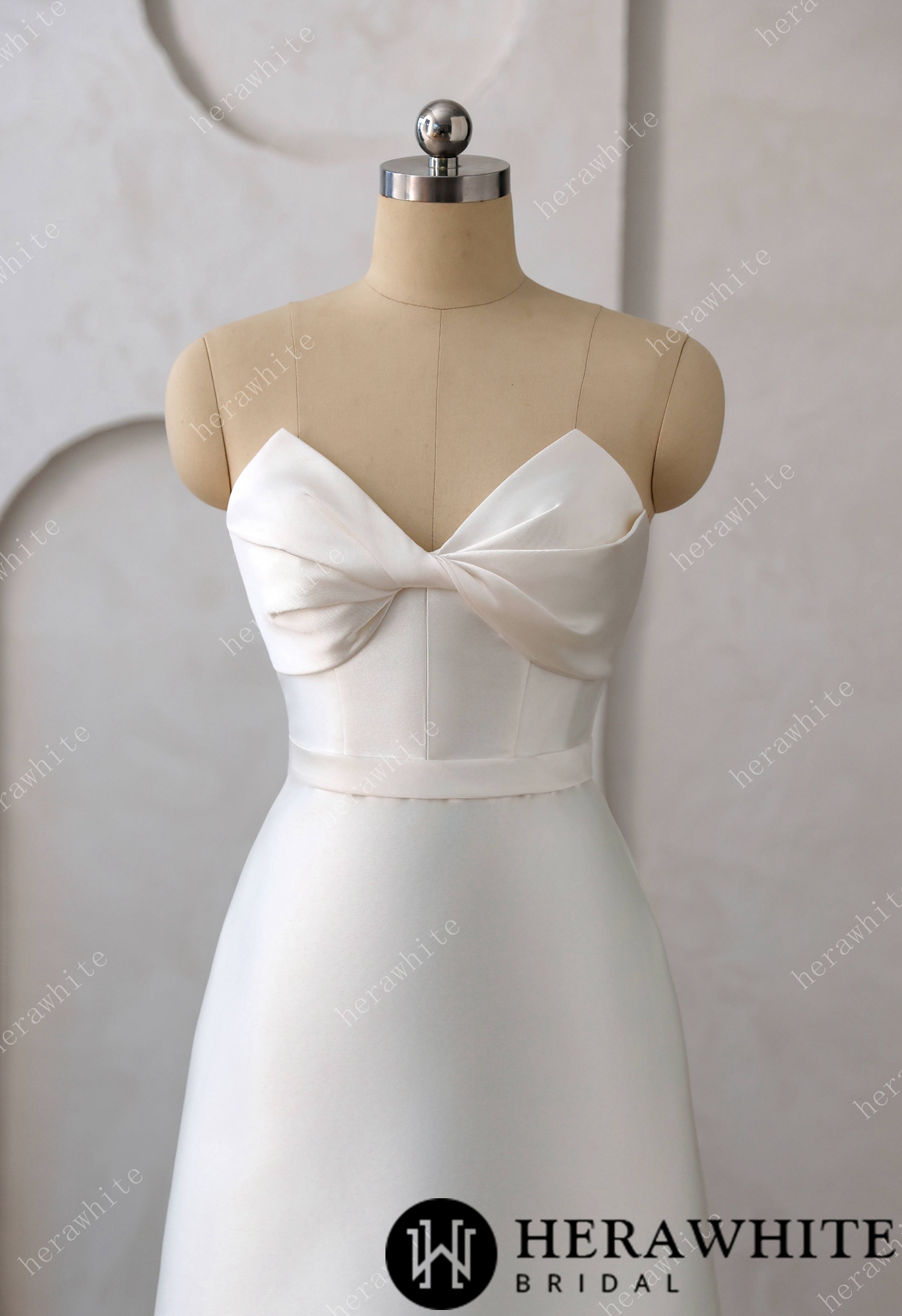 Modern Mikado Strapless Wedding Dress with Sweetheart Neckline
