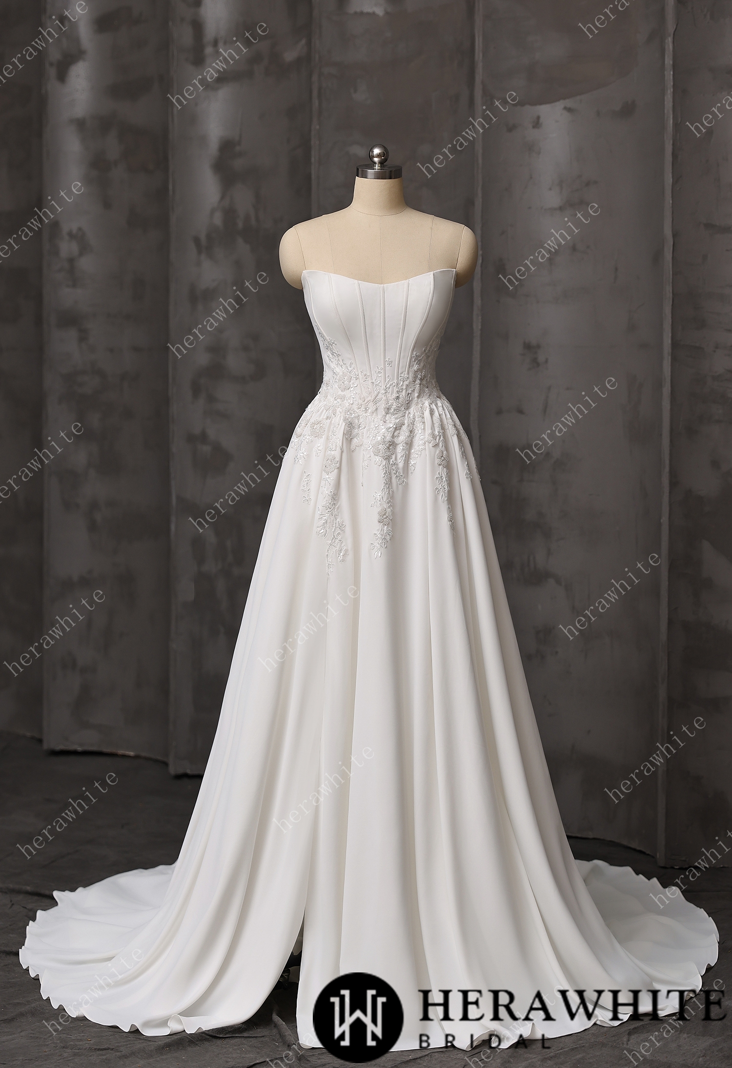 Embroidery Scoop Neckline with Detachable Draped Sleeves Satin Wedding Gown