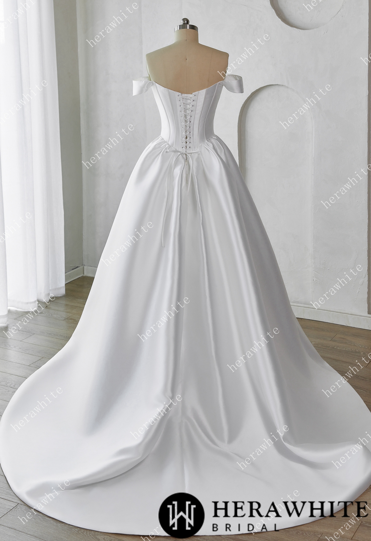 In Stock/ Elegant Corset Mikado Ball Gown with Soft Sweetheart Neckline