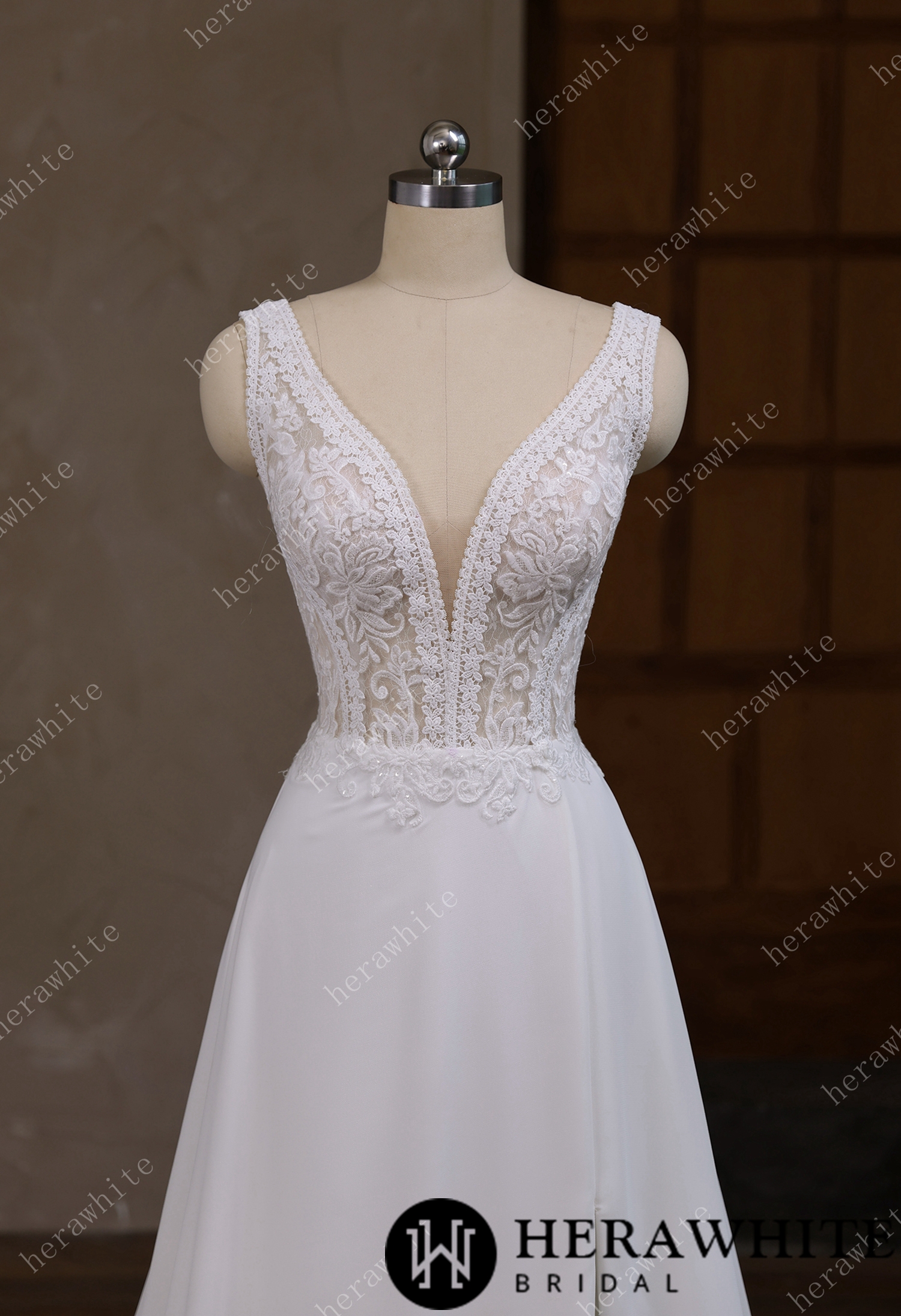 In Stock/ Deep V-neck and sleeveless design with symmetrical lace wedding gown