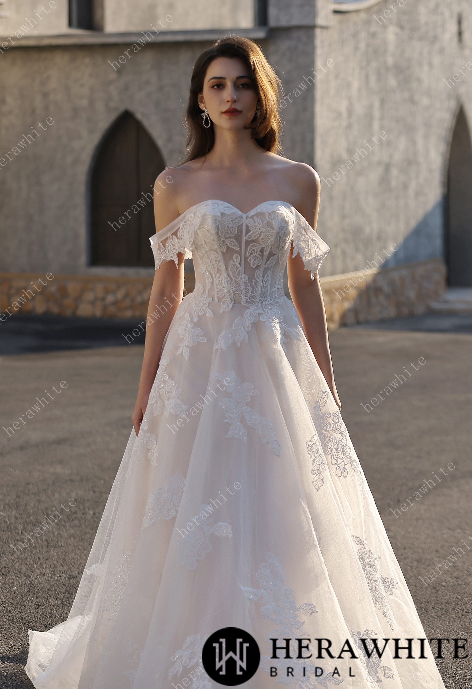 Romance Off-Shoulder Lace Strap Bride Dress