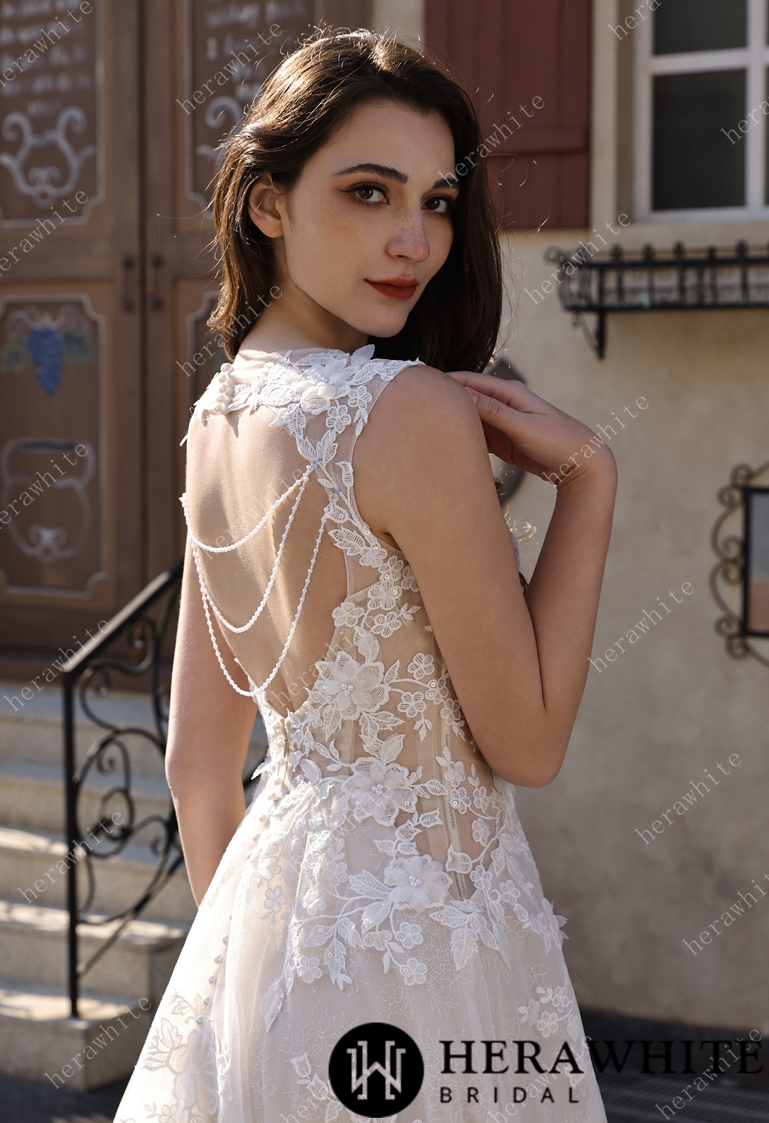 Timeless Sweetheart Neckline 3D Lace  A-line Wedding Dress With Pearl Chain Back Detail